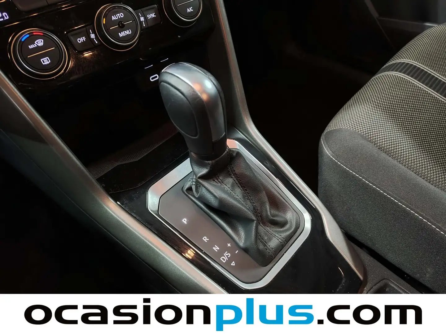 Foto Volkswagen T-Roc Volkswagen T-Roc Advance 2.0 TDI (150 CV) DSG