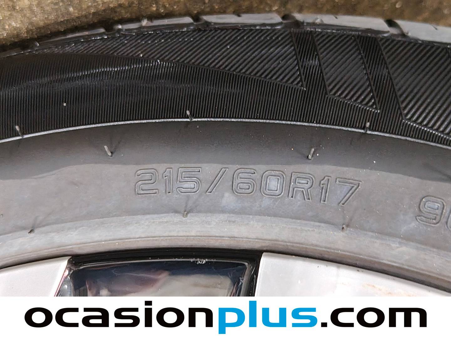 Peugeot 2008 Peugeot 2008 PureTech 130 S&S Allure EAT8 (130 CV) gasolina