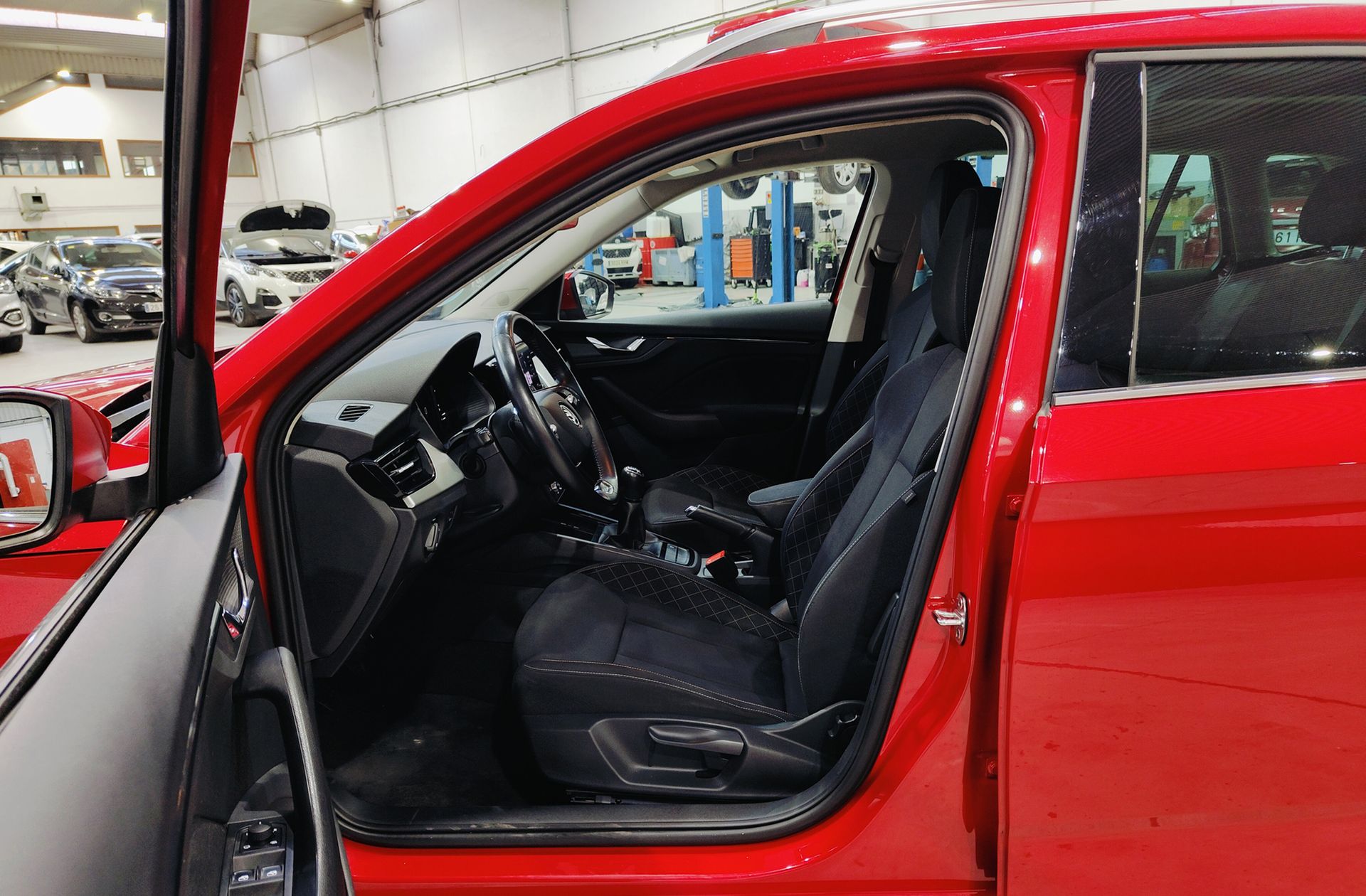 Škoda Kamiq 1.5 TSI Ambition - foto 11