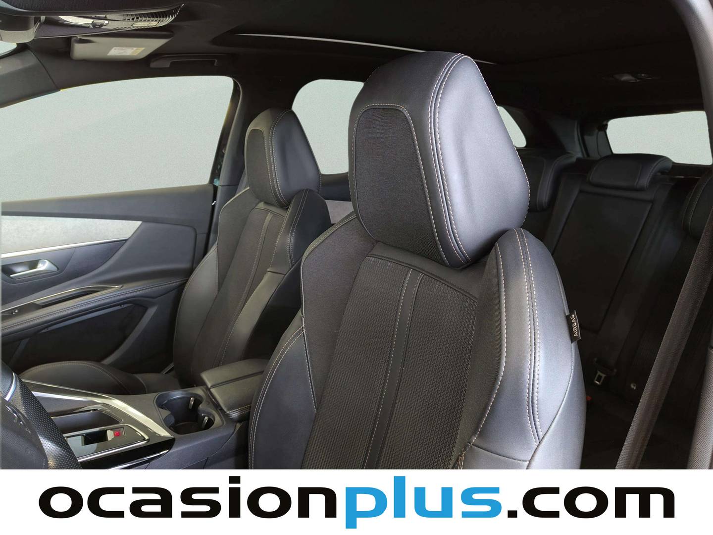 Foto Peugeot 3008 Peugeot 3008 PureTech 130 S&S GT EAT8 (130 CV)