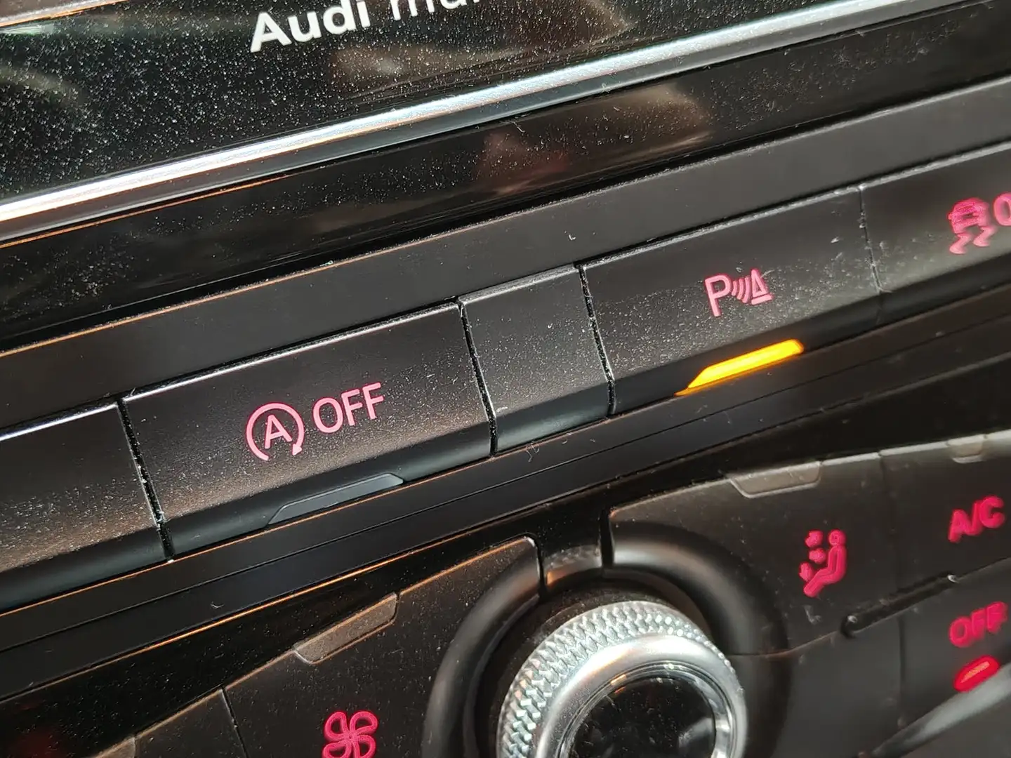 Foto Audi Q5 Audi Q5 Advanced edition 2.0 TDI ultra (150 CV)