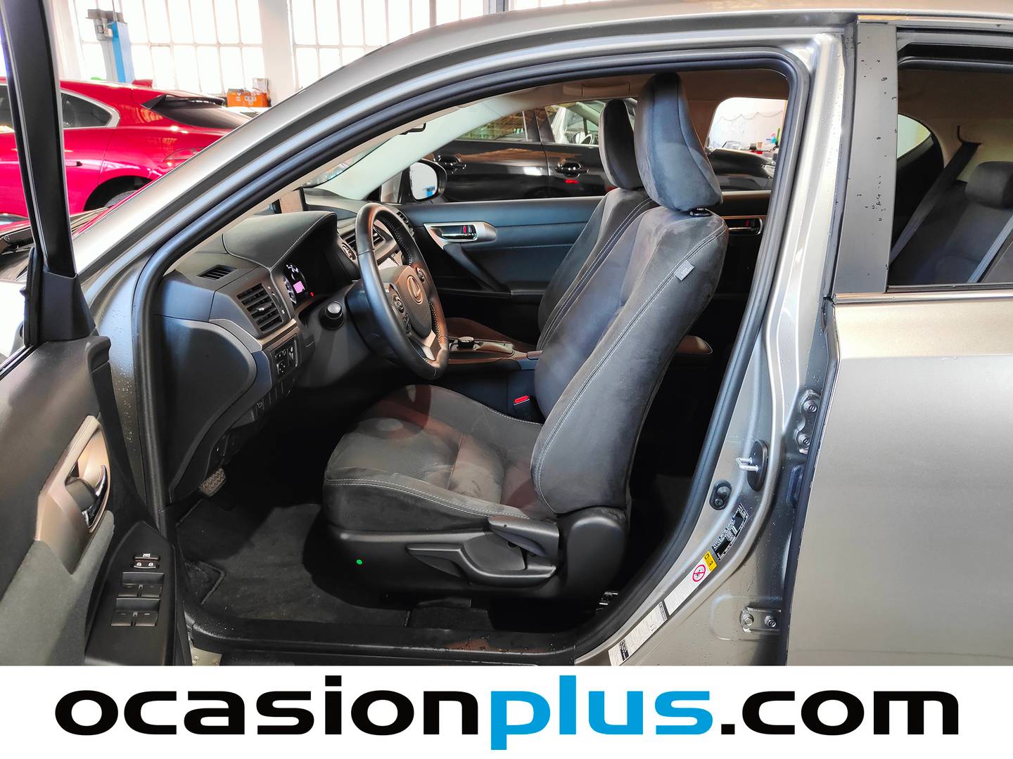 Foto Lexus CT Lexus CT 200h Business  (136 CV)