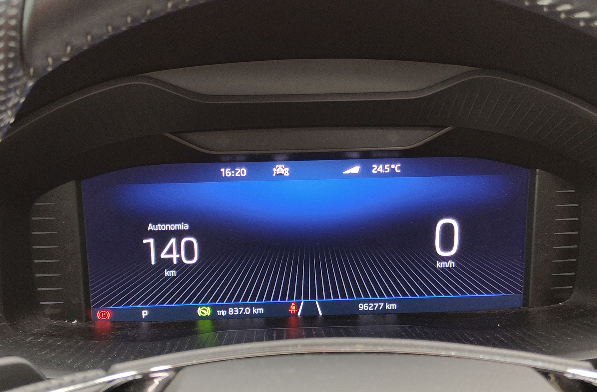 Škoda Karoq 1.5 TSI ACT Sportline DSG - foto 29