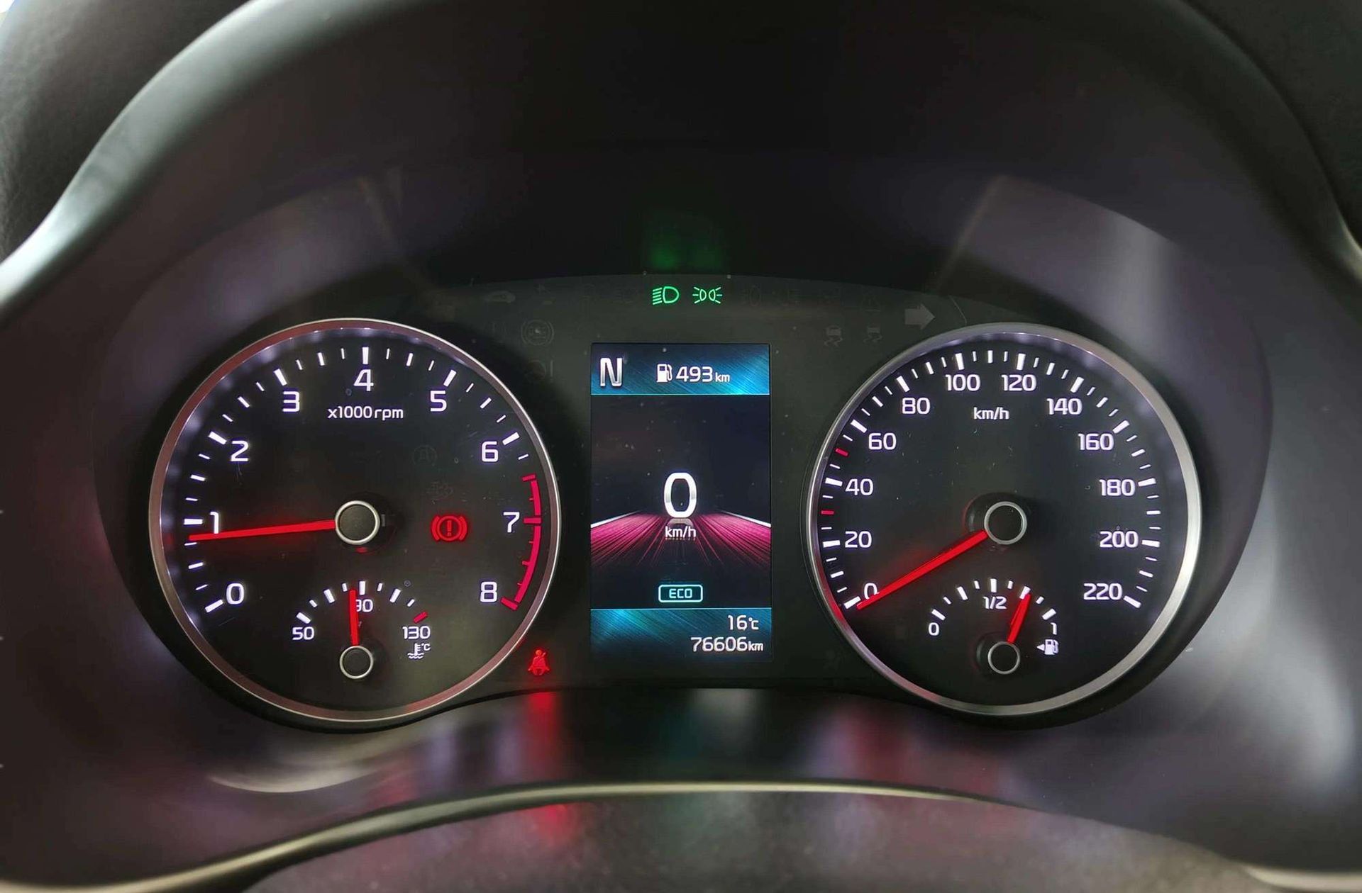 Kia Stonic 1.0 T-GDi MHEV Drive iMT - foto 22
