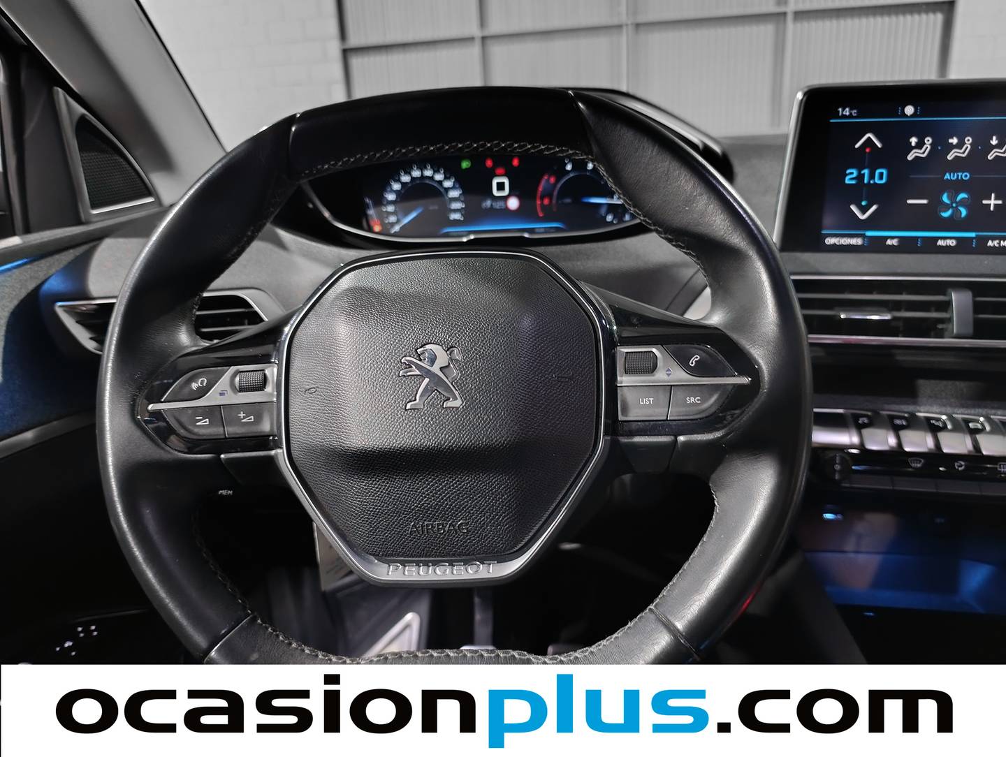 Foto Peugeot 3008 Peugeot 3008 BlueHDI 130 S&S Allure 96 kW (130 CV)