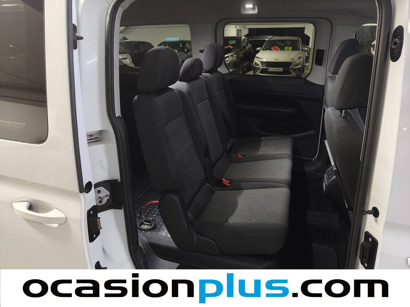 Foto Ford Grand Tourneo Connect Ford Grand Tourneo Connect 1.5 Ecoboost Titanium  (114 CV)