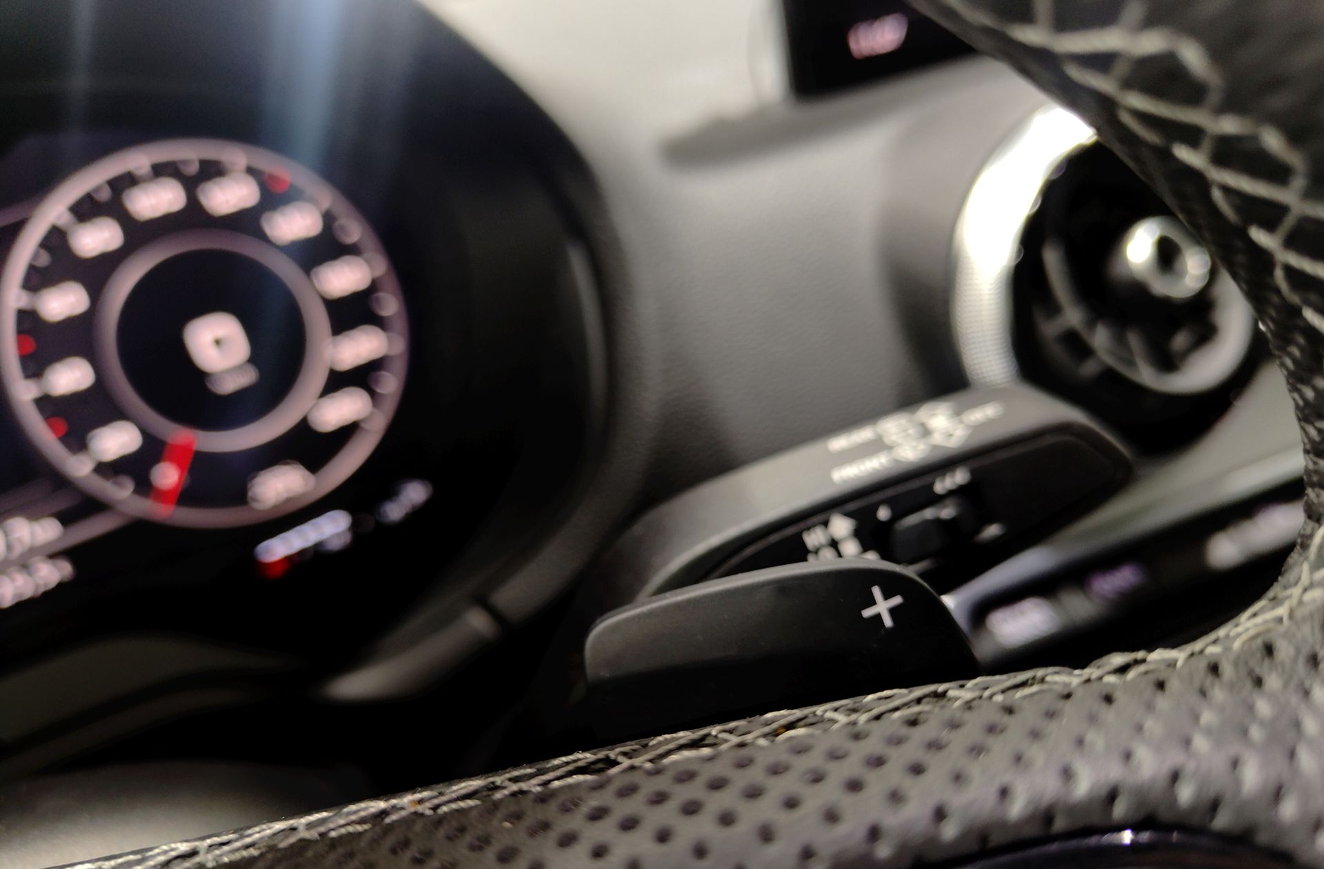 Audi Q2 Black line 35 TFSI S tronic - foto 37