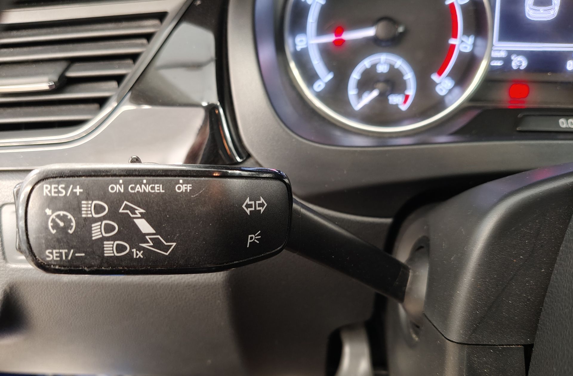 Škoda Spaceback 1.0 TSI Ambition - foto 21