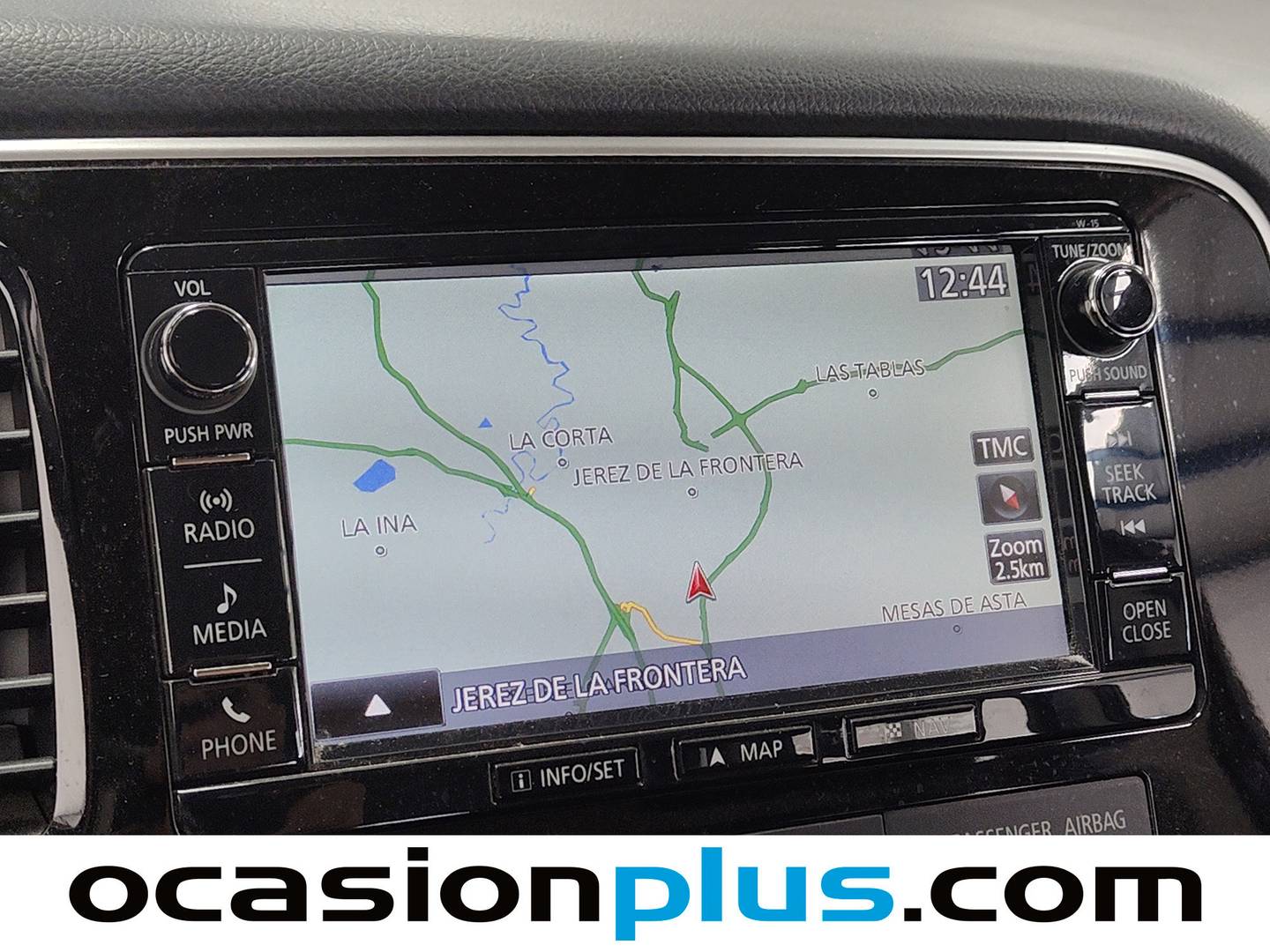 Extras y acabados del Mitsubishi Outlander Mitsubishi Outlander 220 DI-D Motion 2WD (150 CV) 7 Plazas