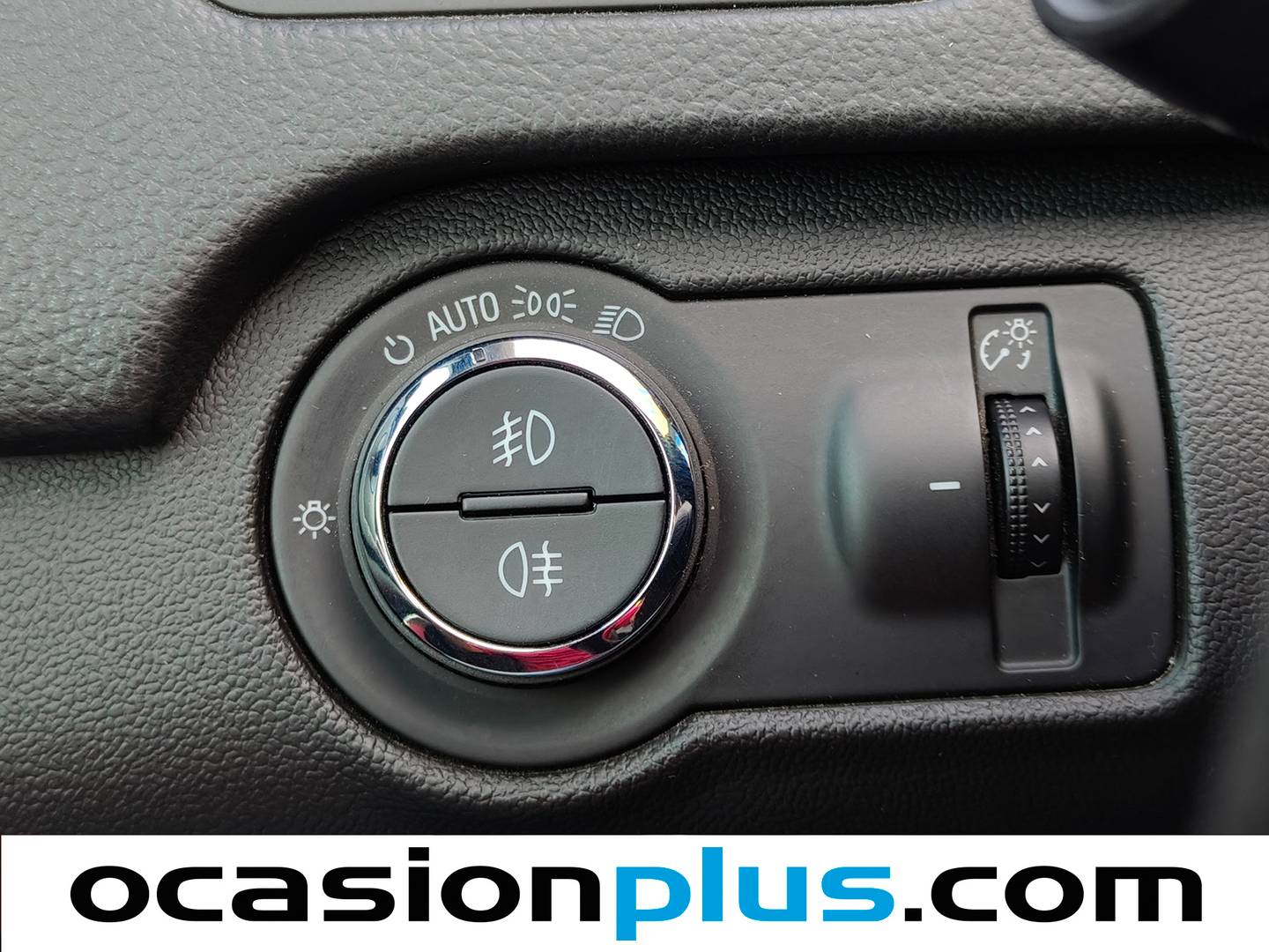 Acabados Opel Insignia Opel Insignia 1.6 Turbo Sport (180 CV)