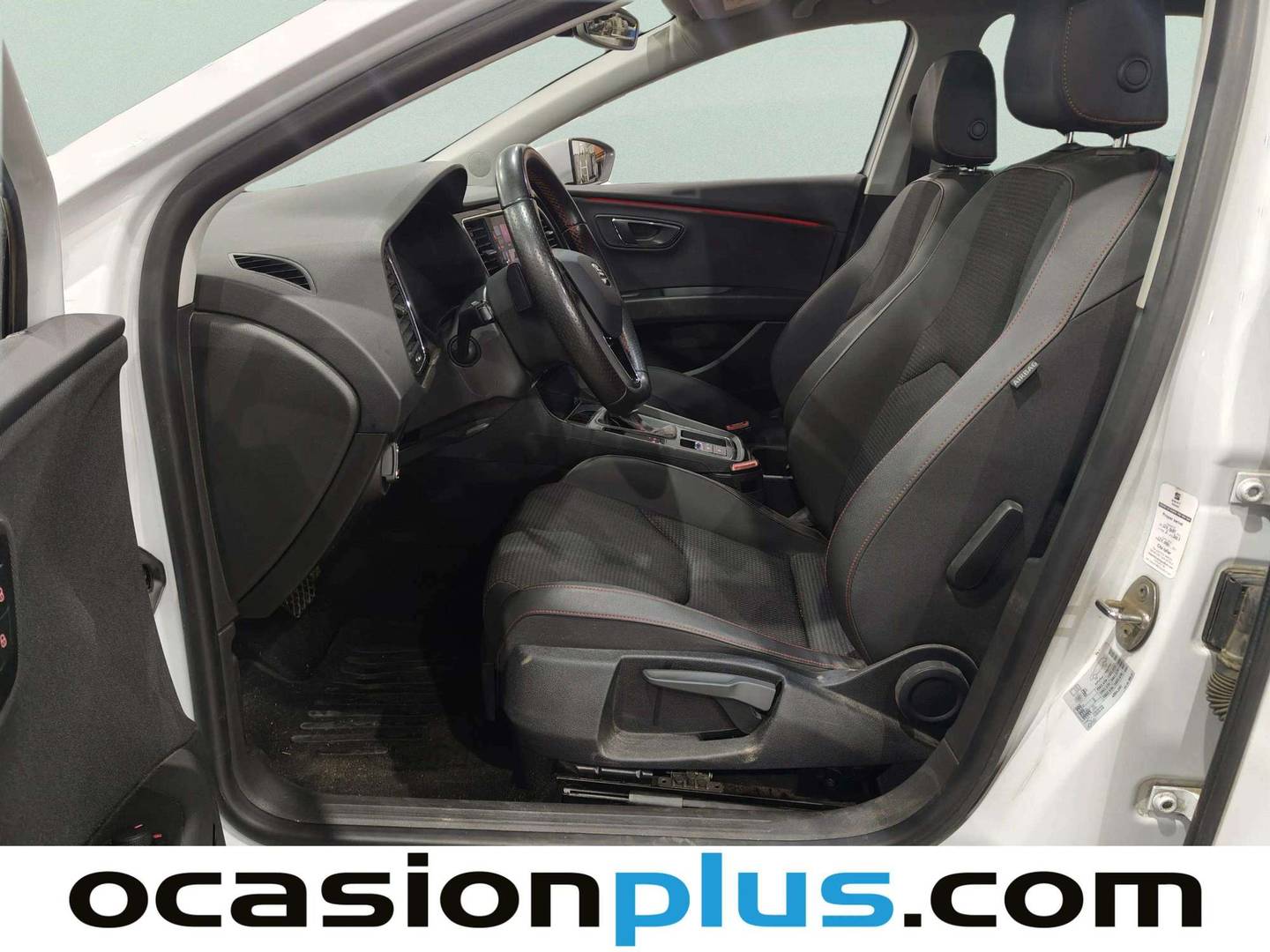 Foto Seat León SEAT León 1.4 TSI S&S ACT FR Plus DSG7 (150 CV)