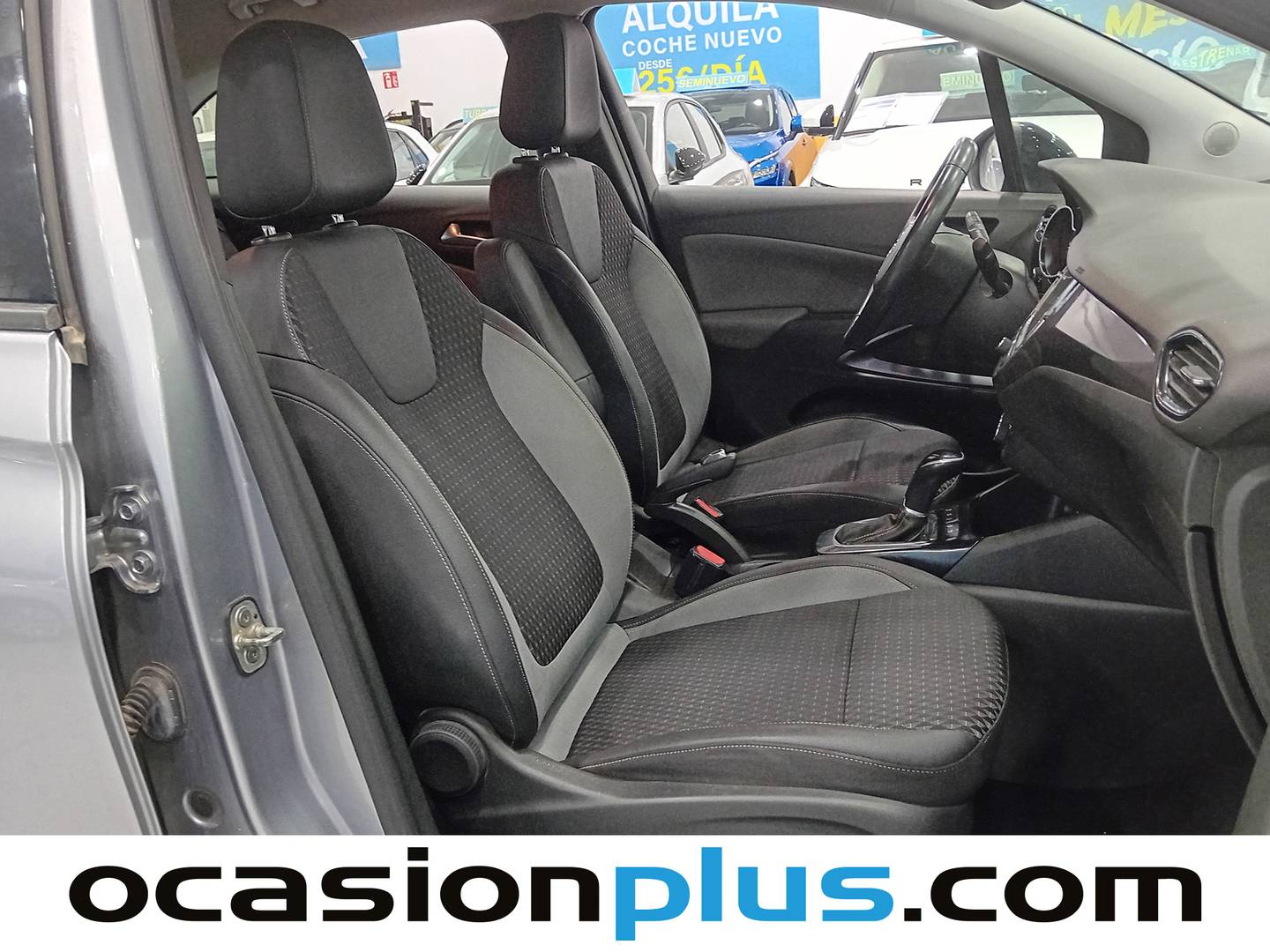 Foto Opel Crossland X Opel Crossland X 1.2 Turbo S&S Innovation Auto (130 CV)