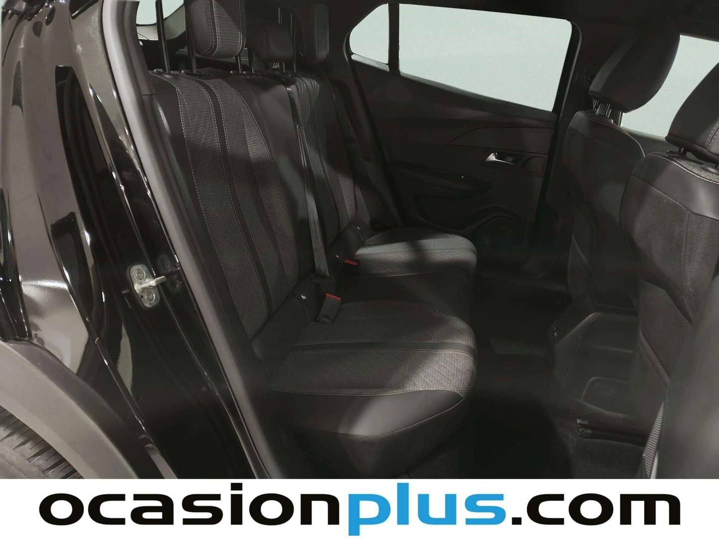 Peugeot 2008 Peugeot 2008 Allure Hybrid eDCS6 (145 CV) híbrido