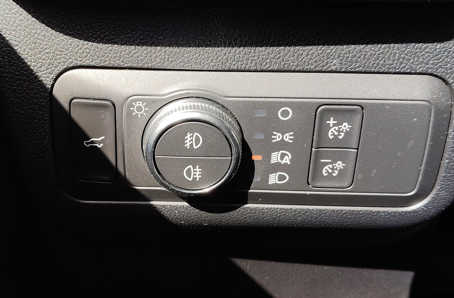 Ford Kuga 2.0 EcoBlue ST-Line X 4x4 - foto 31