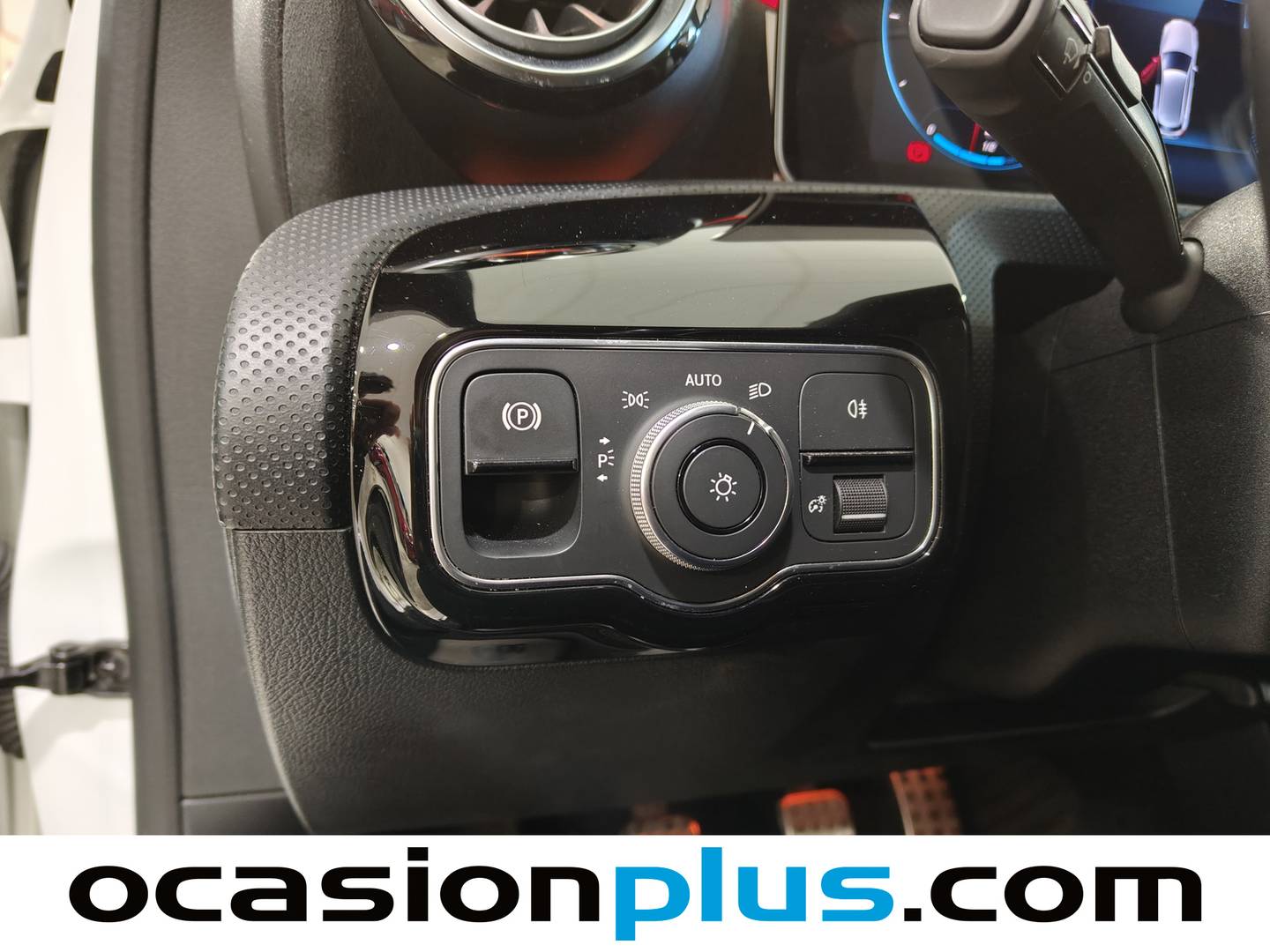 Mercedes Clase A Mercedes-Benz Clase A 180 (136 CV) PACK AMG seminuevo