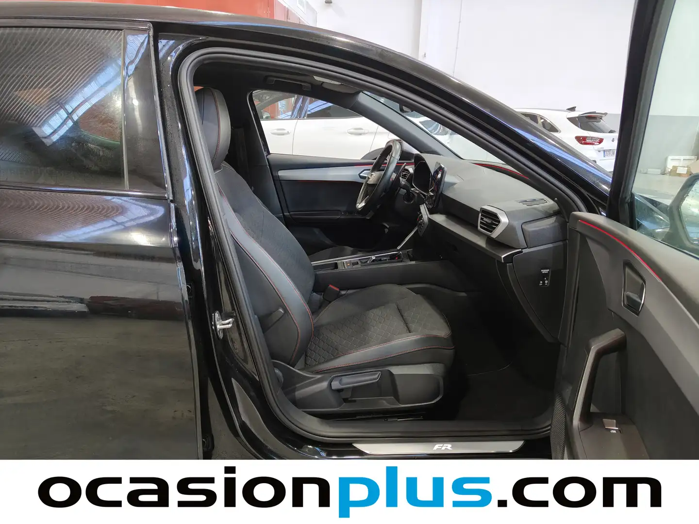 Foto Seat León SEAT León 1.5 eTSI S&S FR Go L DSG (150 CV)