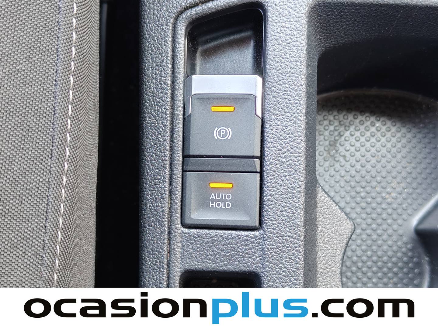 Foto Volkswagen T-Roc Volkswagen T-Roc Advance 1.0 TSI (115 CV)