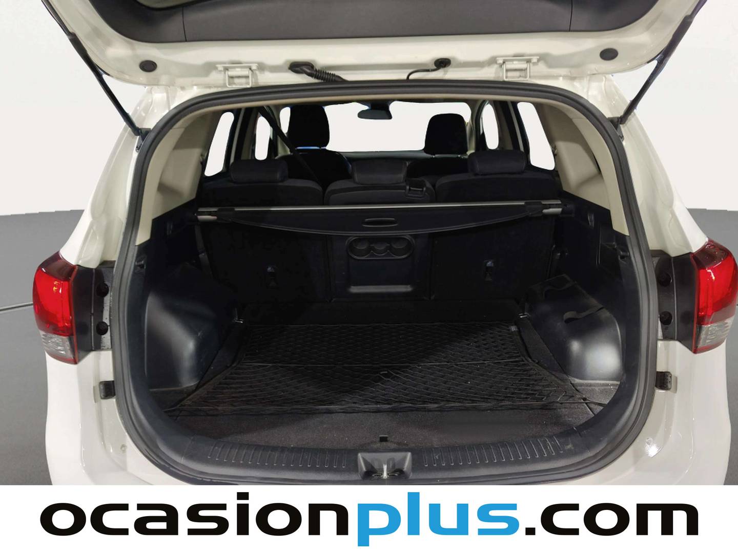 Fotos maletero KIA Carens KIA Carens 1.6 GDi Concept (135 CV)