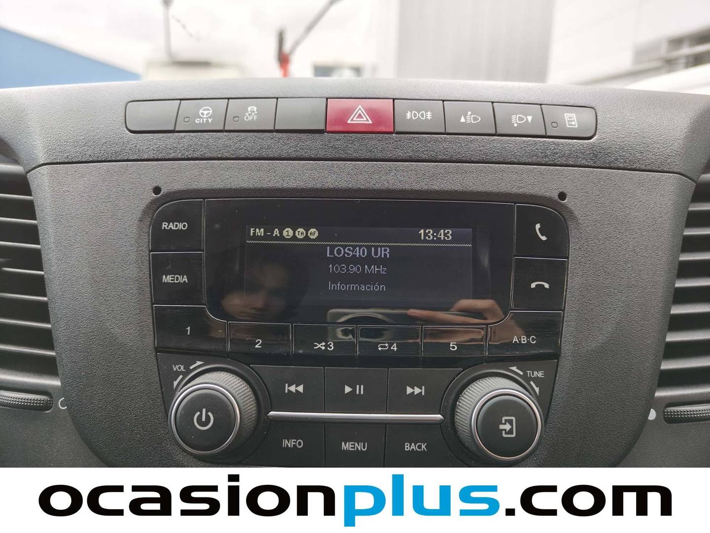 Foto Iveco Daily Iveco Daily 35S 14N A8 V 3520L/H2 12 M3 CNG ( 136 CV )