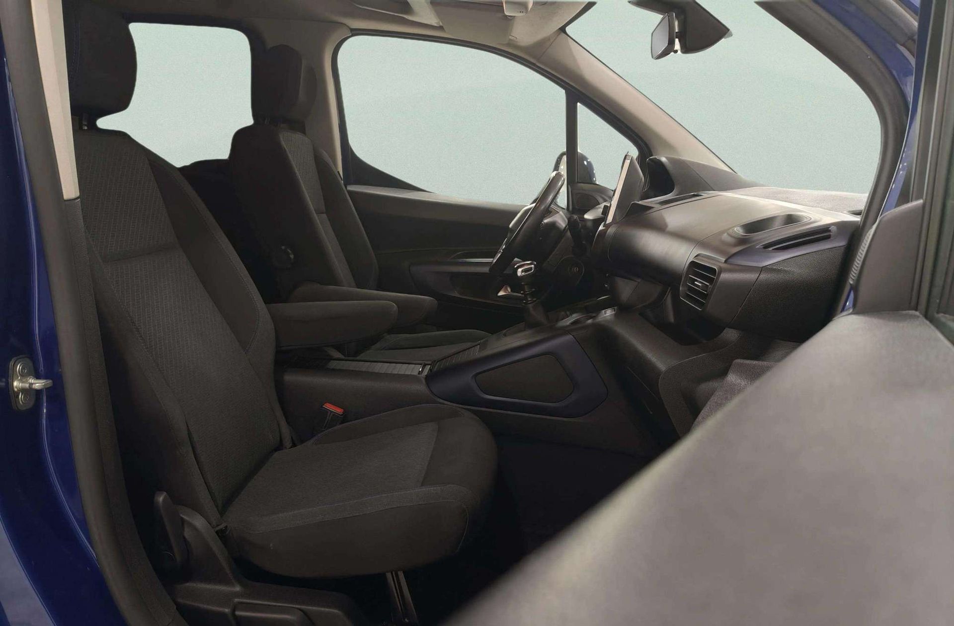 Peugeot Rifter BlueHDi 130 Allure Long 7 plazas - foto 19