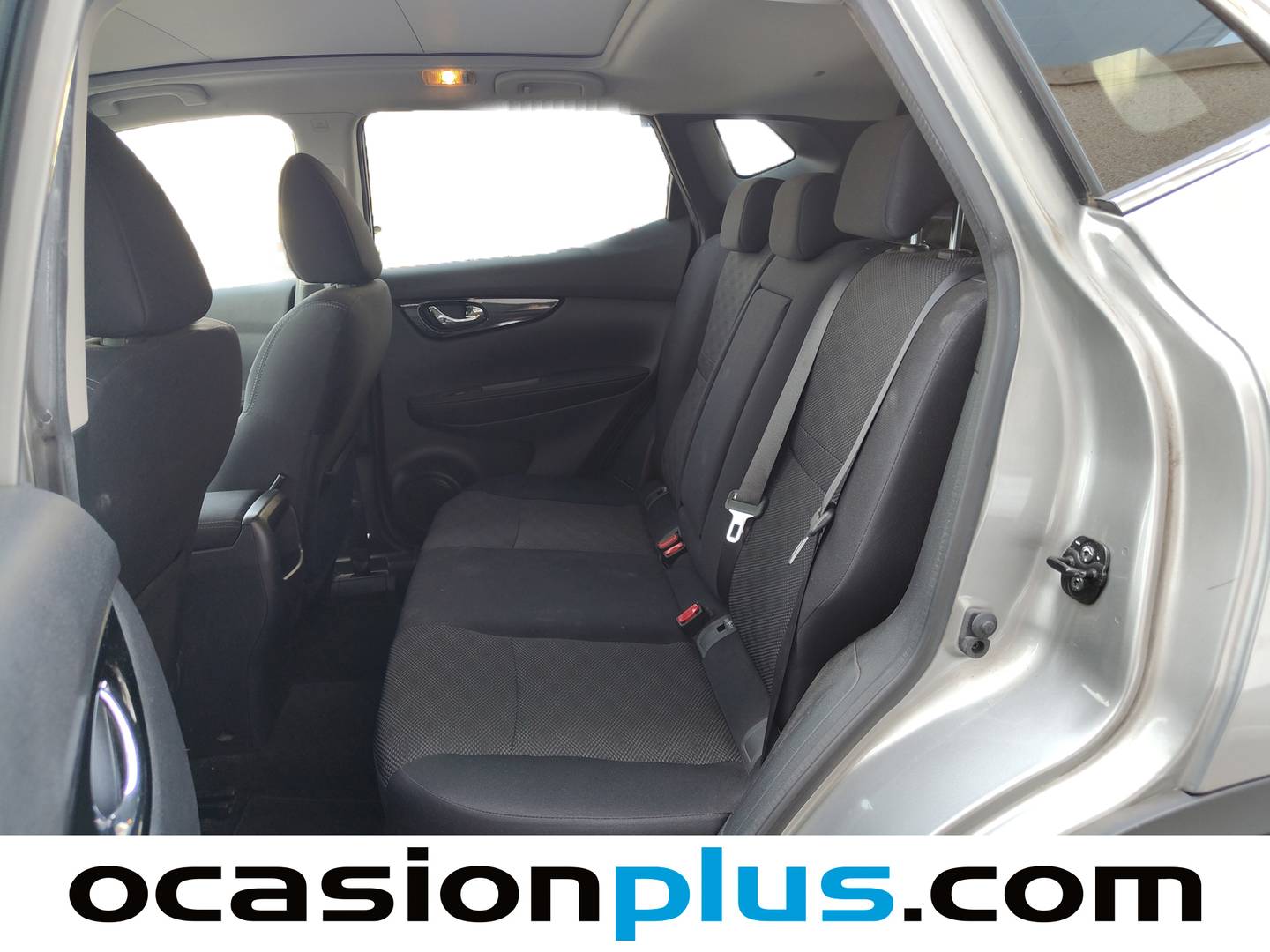 Foto asientos traseros Nissan QASHQAI Nissan Qashqai 1.5 dCi N-Connecta 4x2 (110 CV)