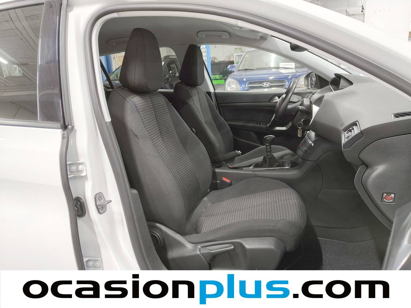 Foto Peugeot 308 Peugeot 308 BlueHDi 100 S&S Style (100 CV)