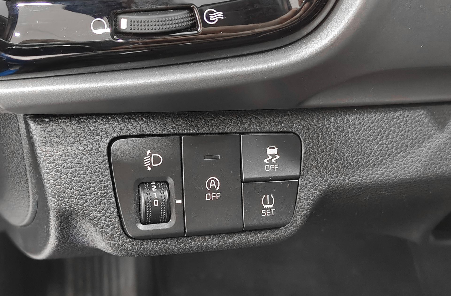 Kia Stonic 1.0 T-GDi MHEV Drive - foto 28