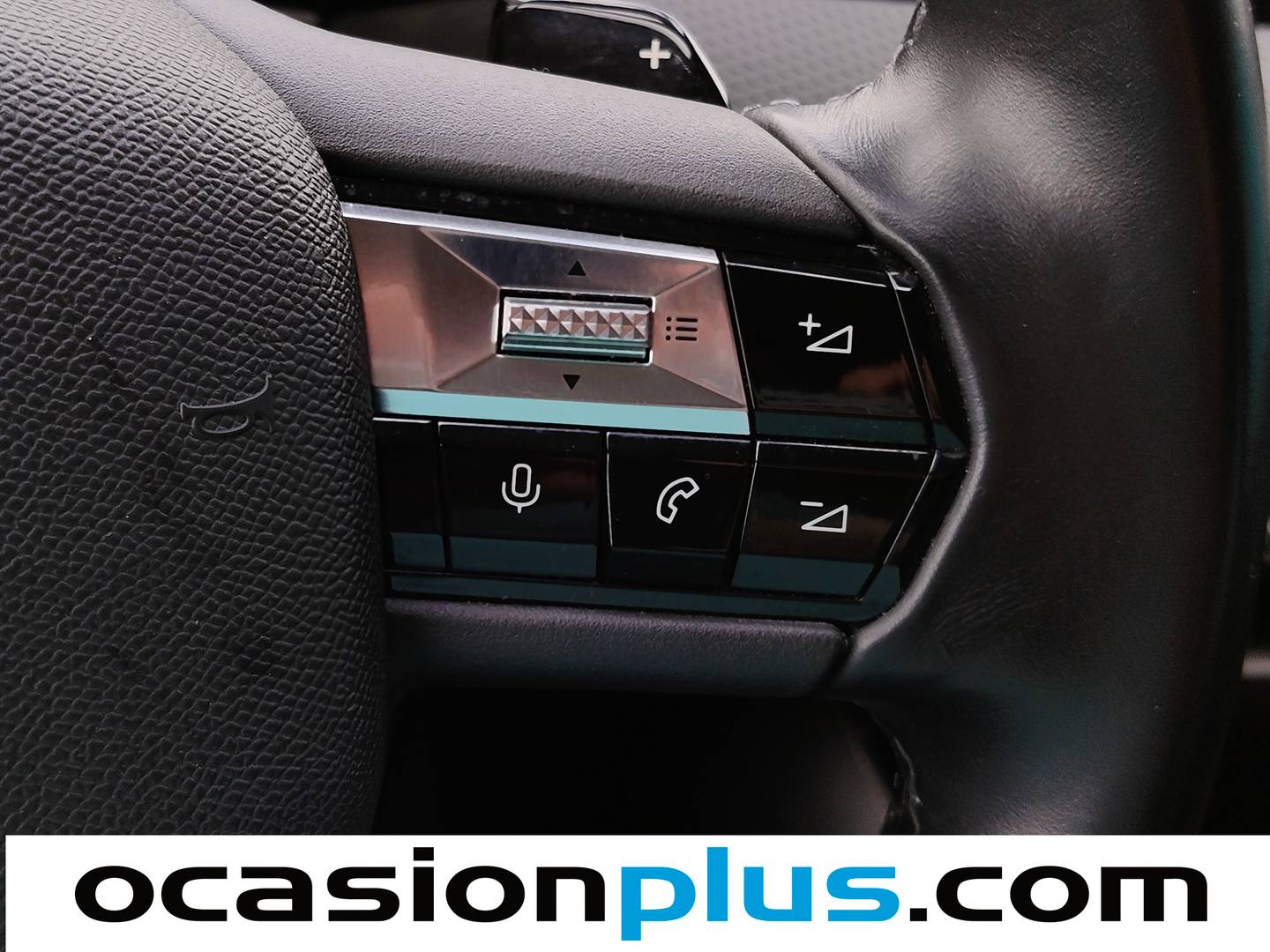 Foto DS DS 4 DS DS4 BlueHDi 130 Trocadero Auto (130 CV)