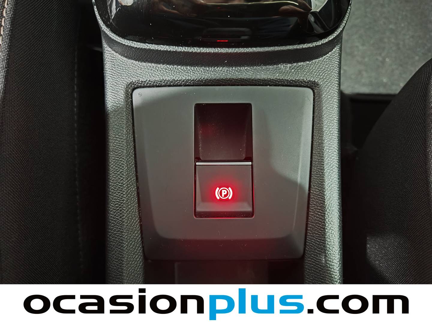 Citroën C3 Aircross Citroën C3 Aircross Hybrid 145 Plus e-DCS6 (145 CV) híbrido