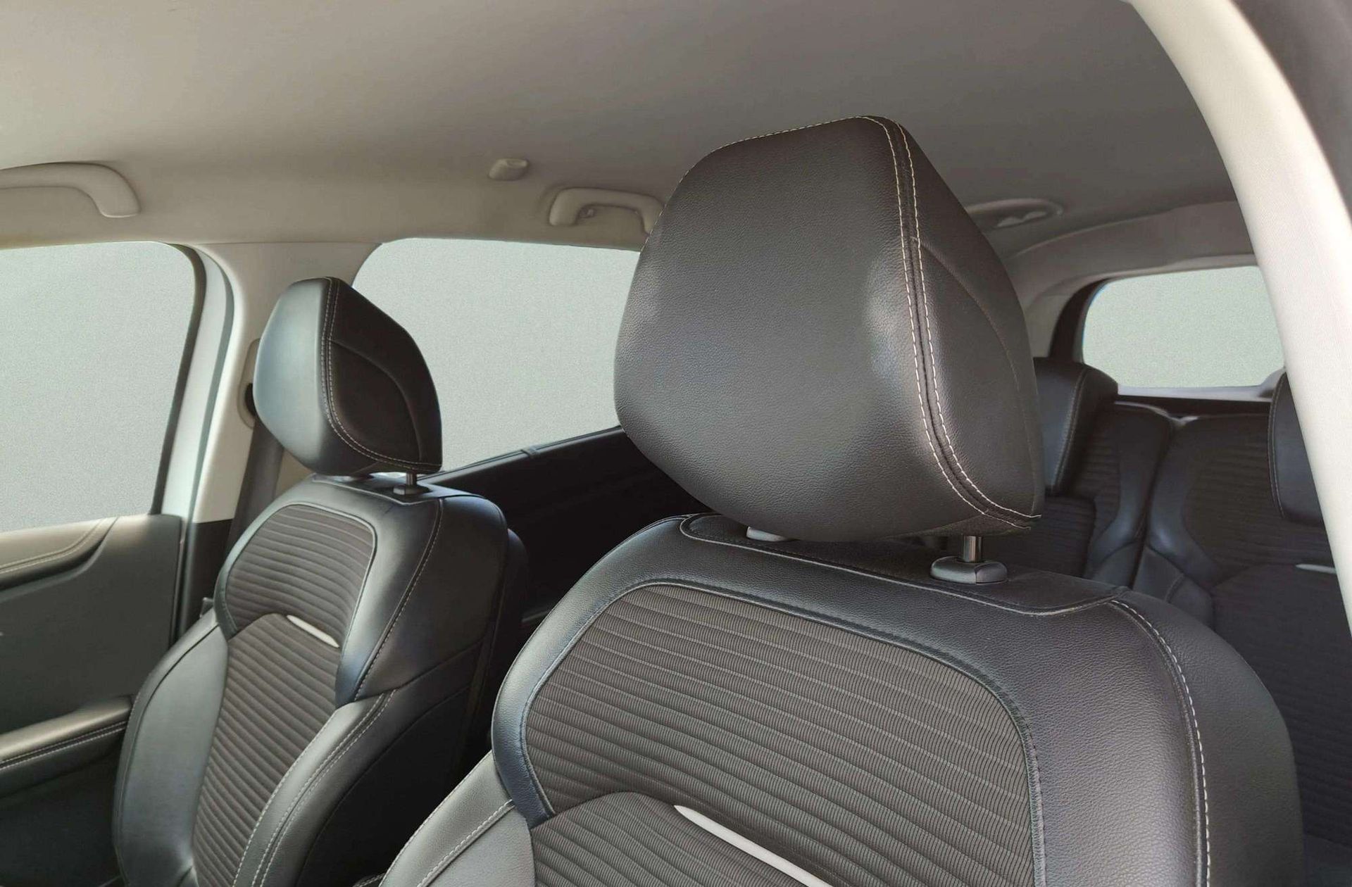 Renault Grand Scénic Zen dCi 7 plazas - foto 13