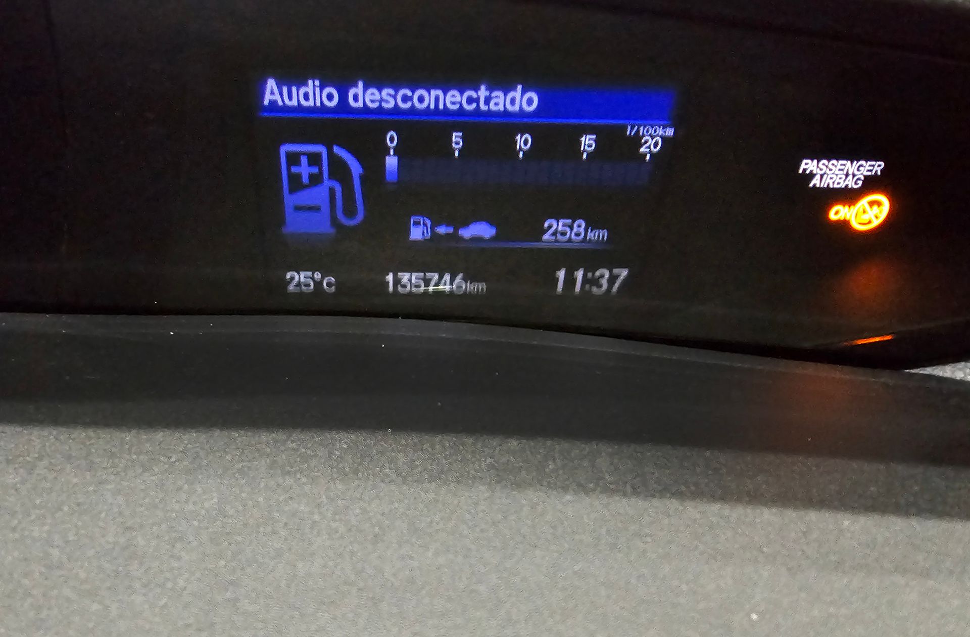 Honda Civic Tourer 1.6 i-DTEC Elegance - foto 10