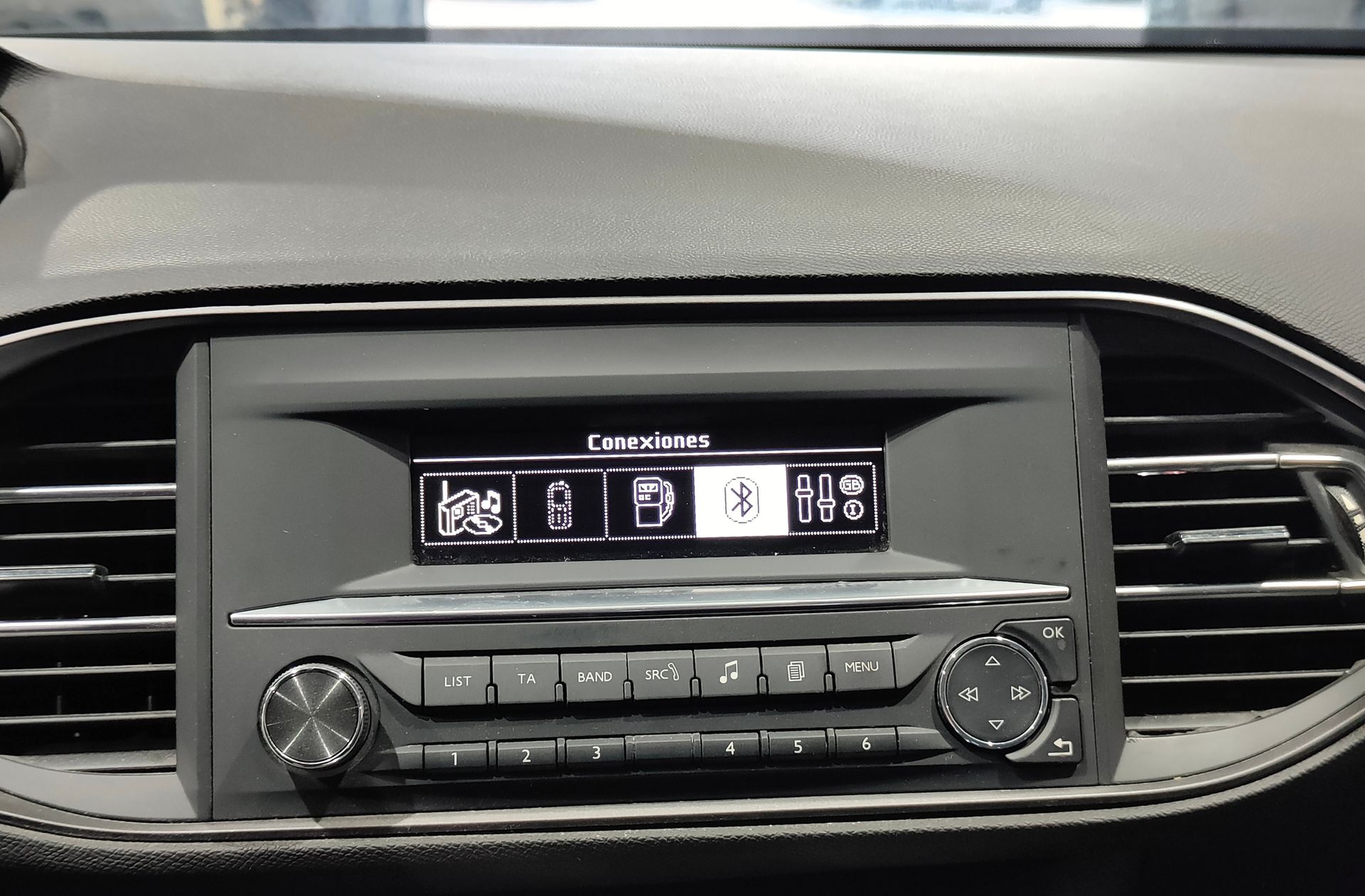 Peugeot 308 1.6 BlueHDi Access - foto 21