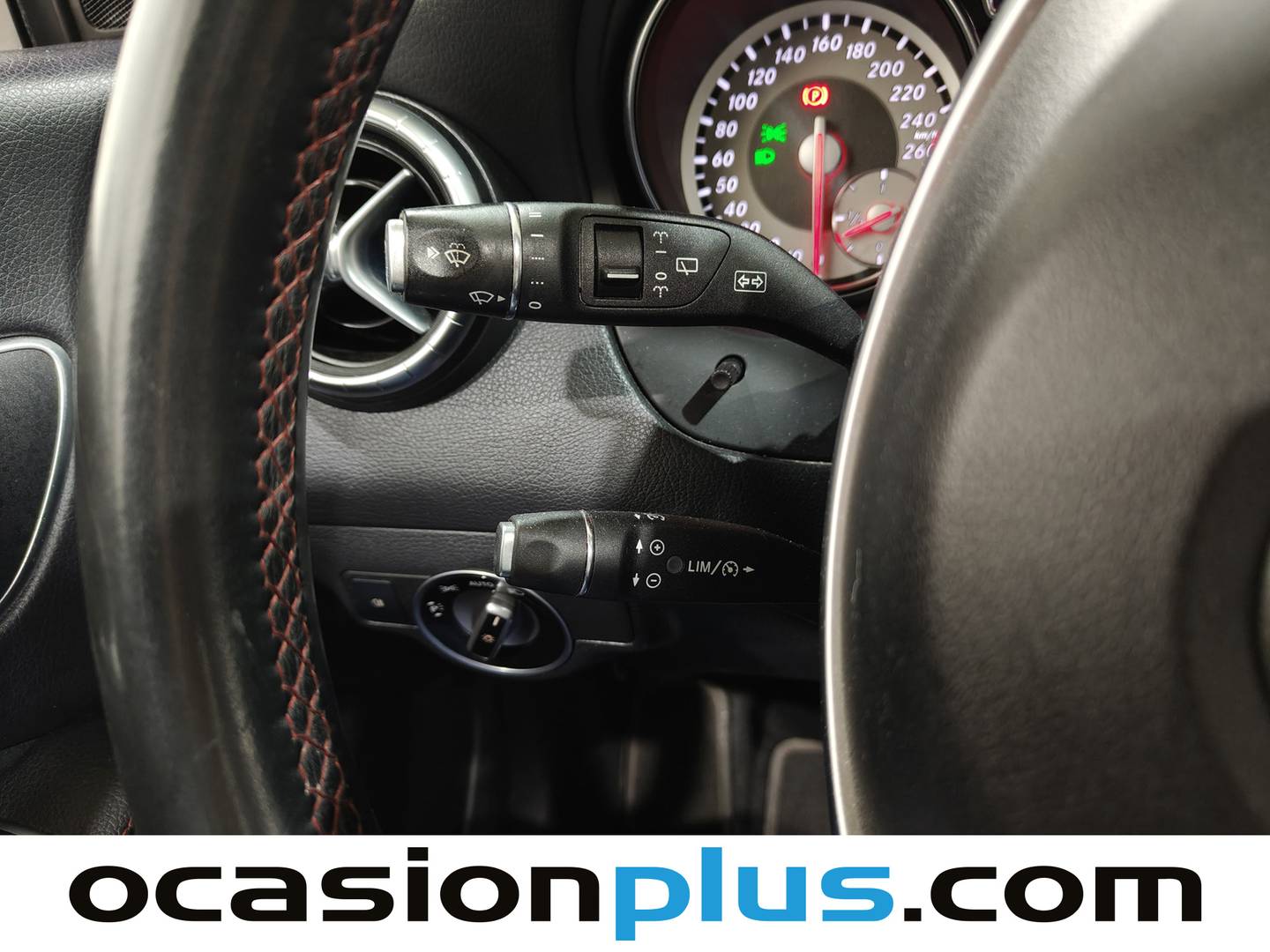 Foto Mercedes CLA Mercedes-Benz CLA Shooting Brake CLA 200 d (136 CV) Pack AMG