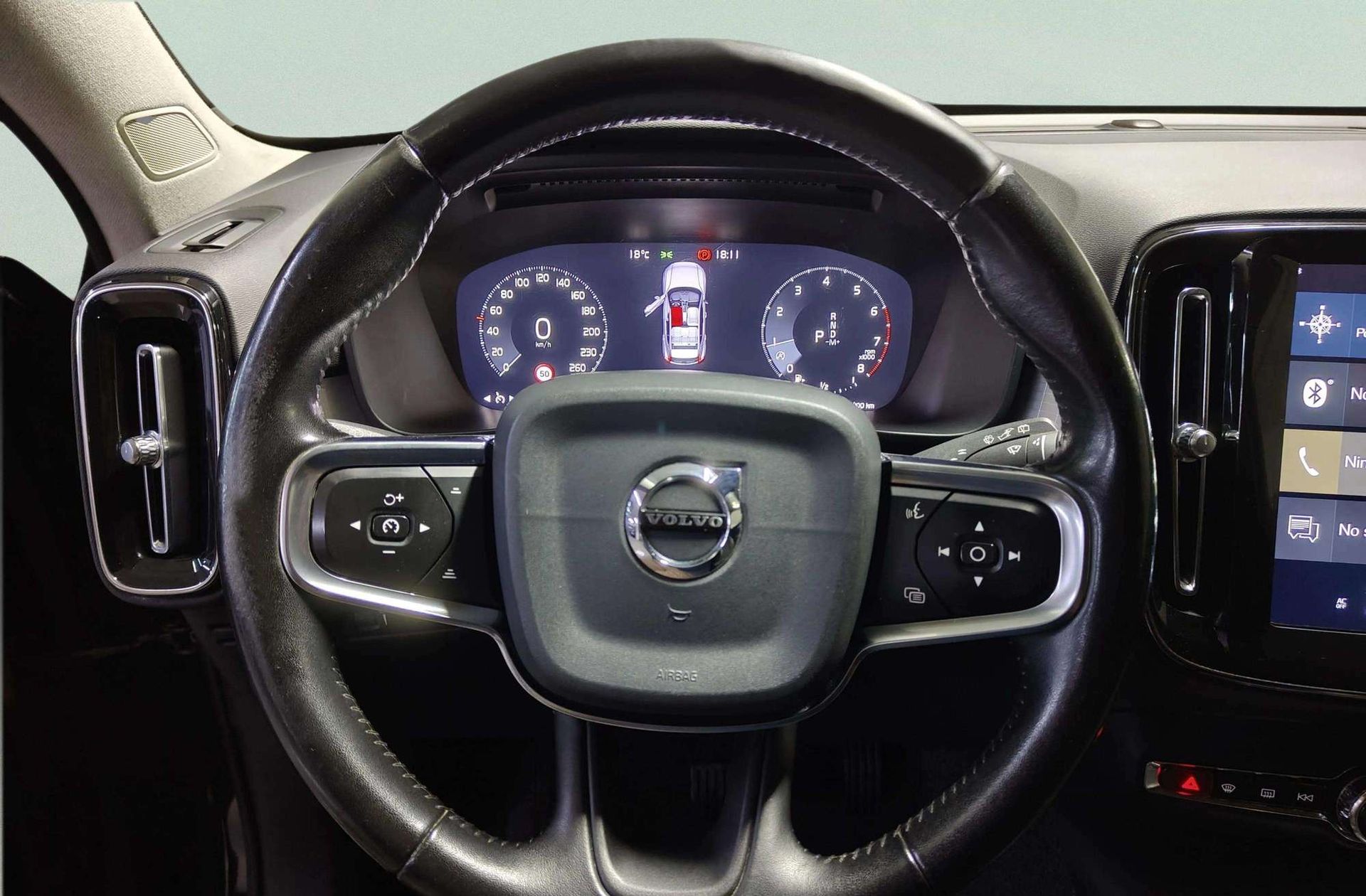 Volvo XC40 T3 Business Plus - foto 23