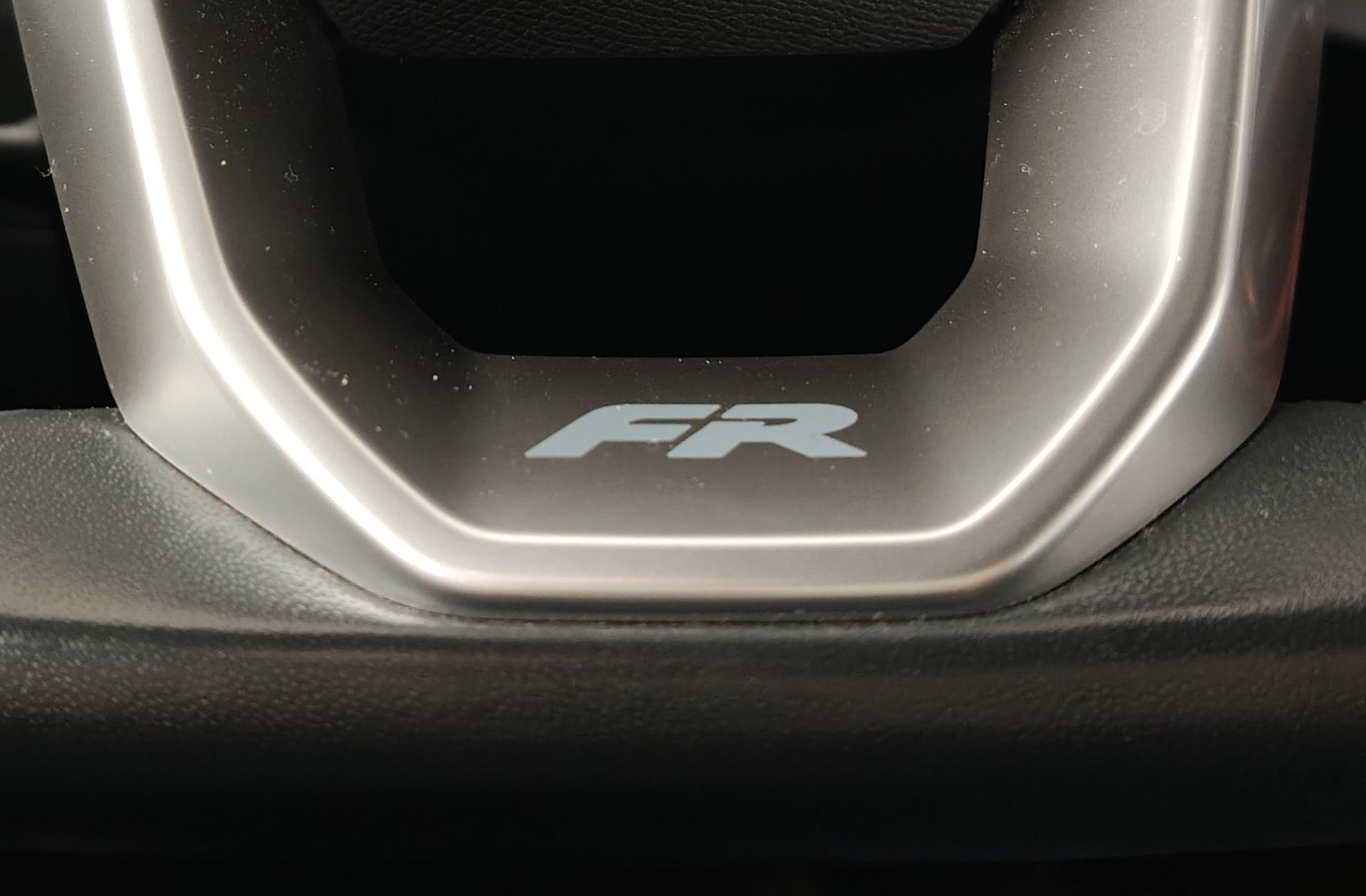 SEAT Arona 1.5 TSI FR XL DSG - foto 5