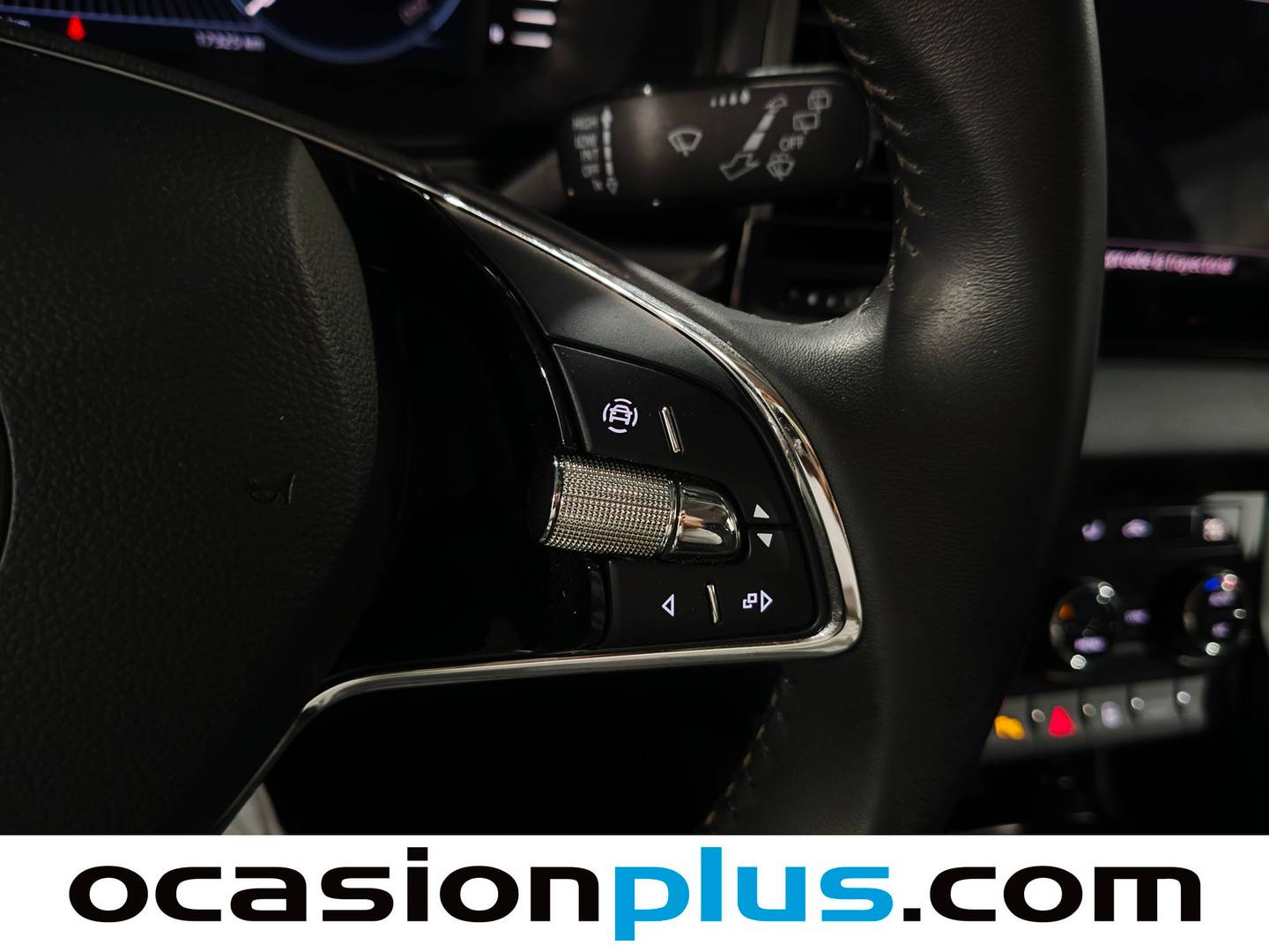 Foto Skoda Karoq Skoda Karoq 1.5 TSI ACT Ambition (150 CV)