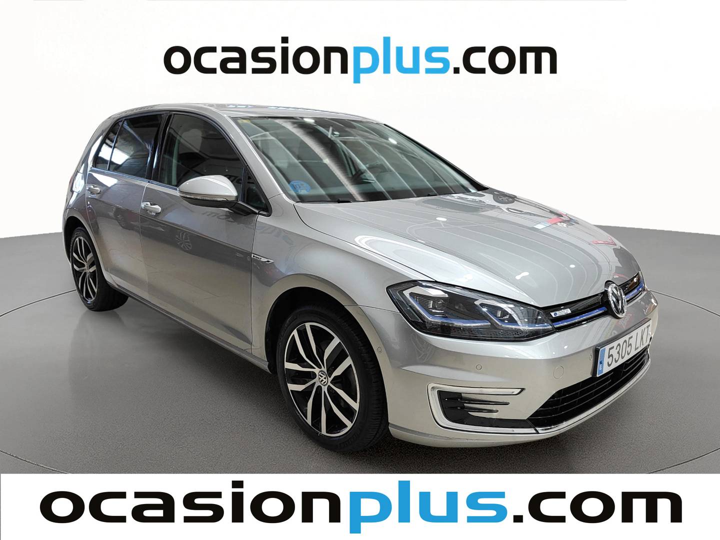 Foto delantera Volkswagen Golf Volkswagen e-Golf ePower (136 CV) derecha