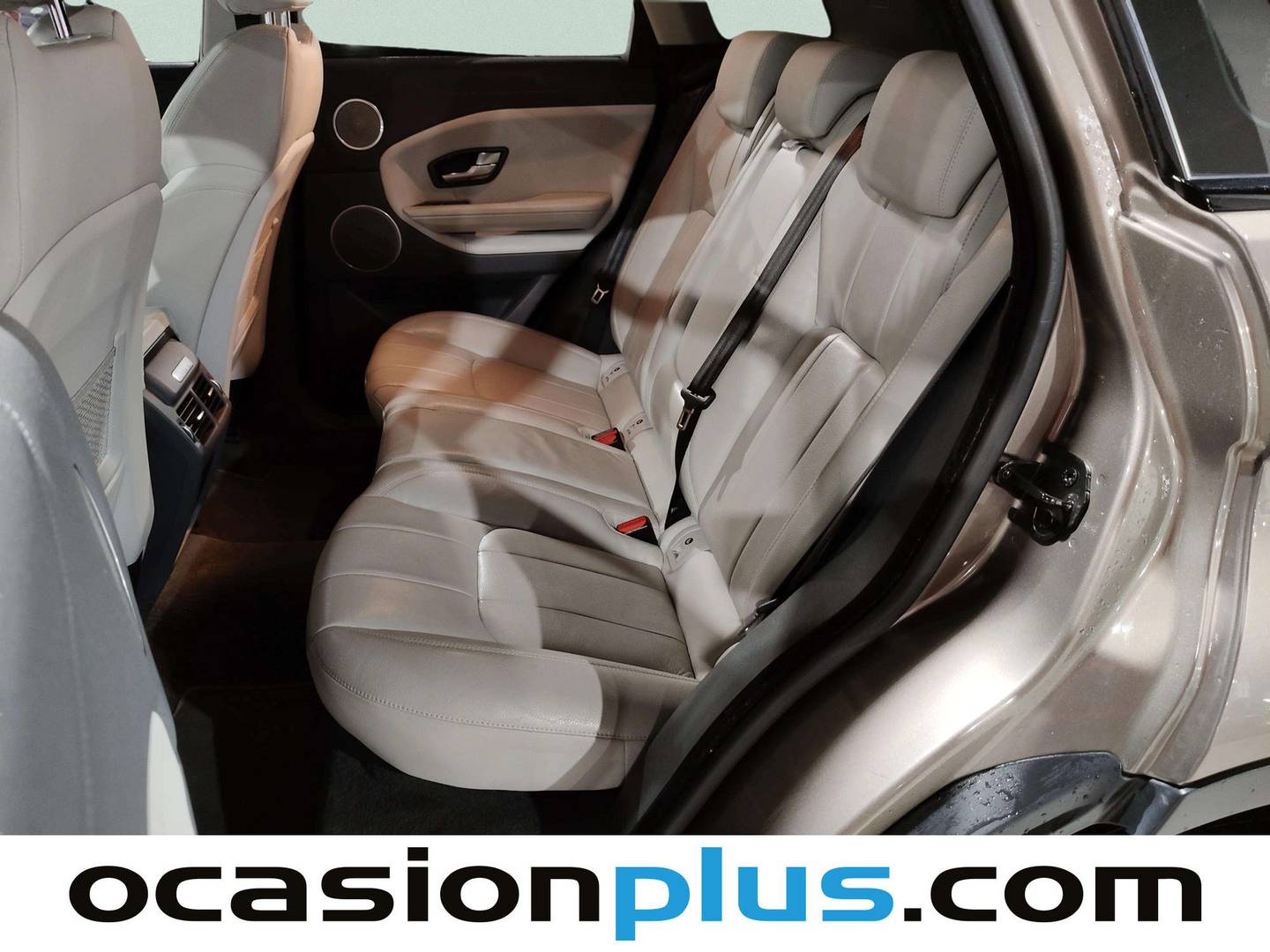 Foto asientos traseros Land Rover Range Rover Evoque Land Rover Range Rover Evoque 2.0L eD4 SE 4x2 (150 CV)