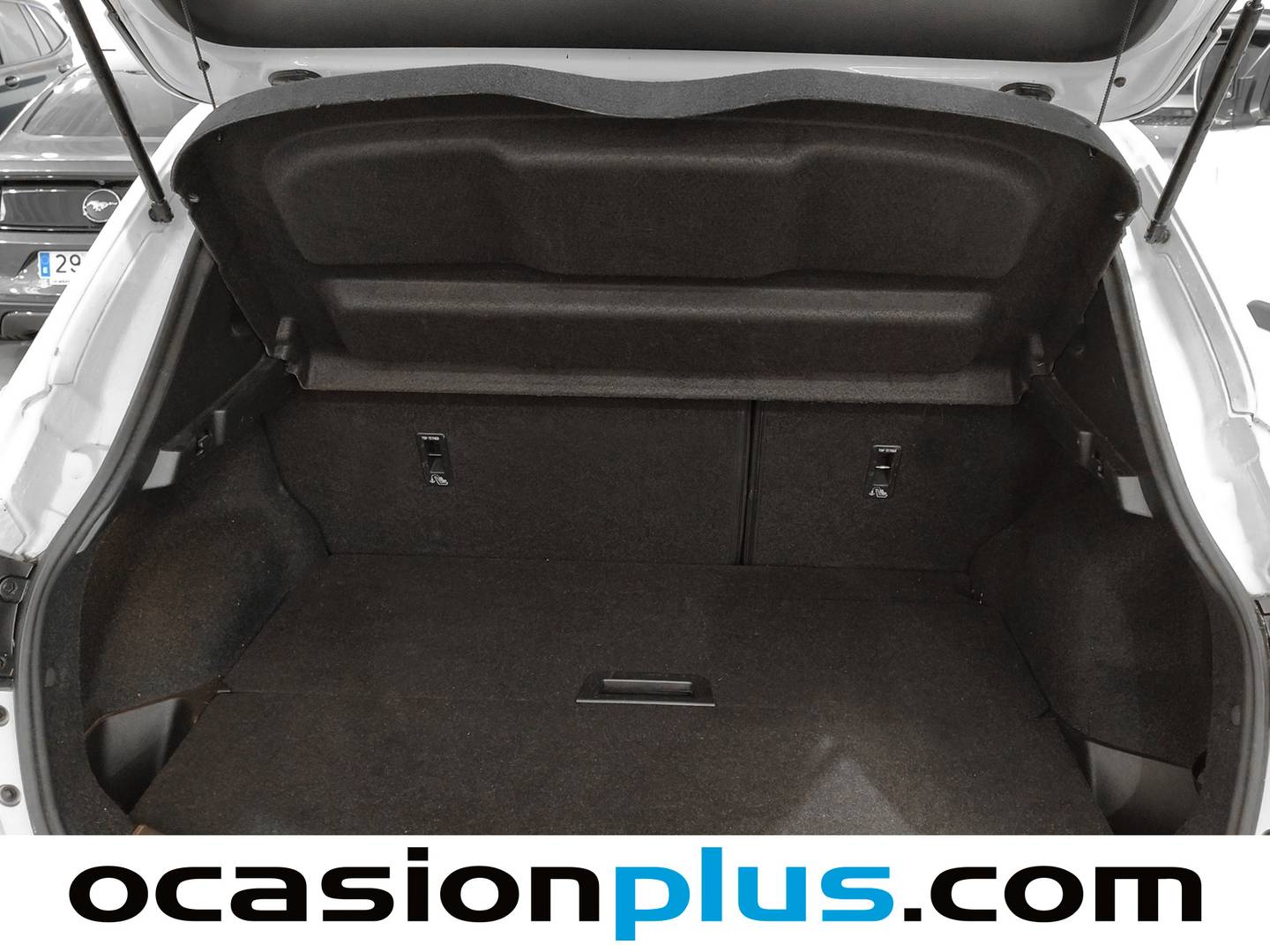 Fotos maletero Nissan QASHQAI Nissan Qashqai 1.6dCi S&S 360 S 4x2 XTRONIC (130 CV)