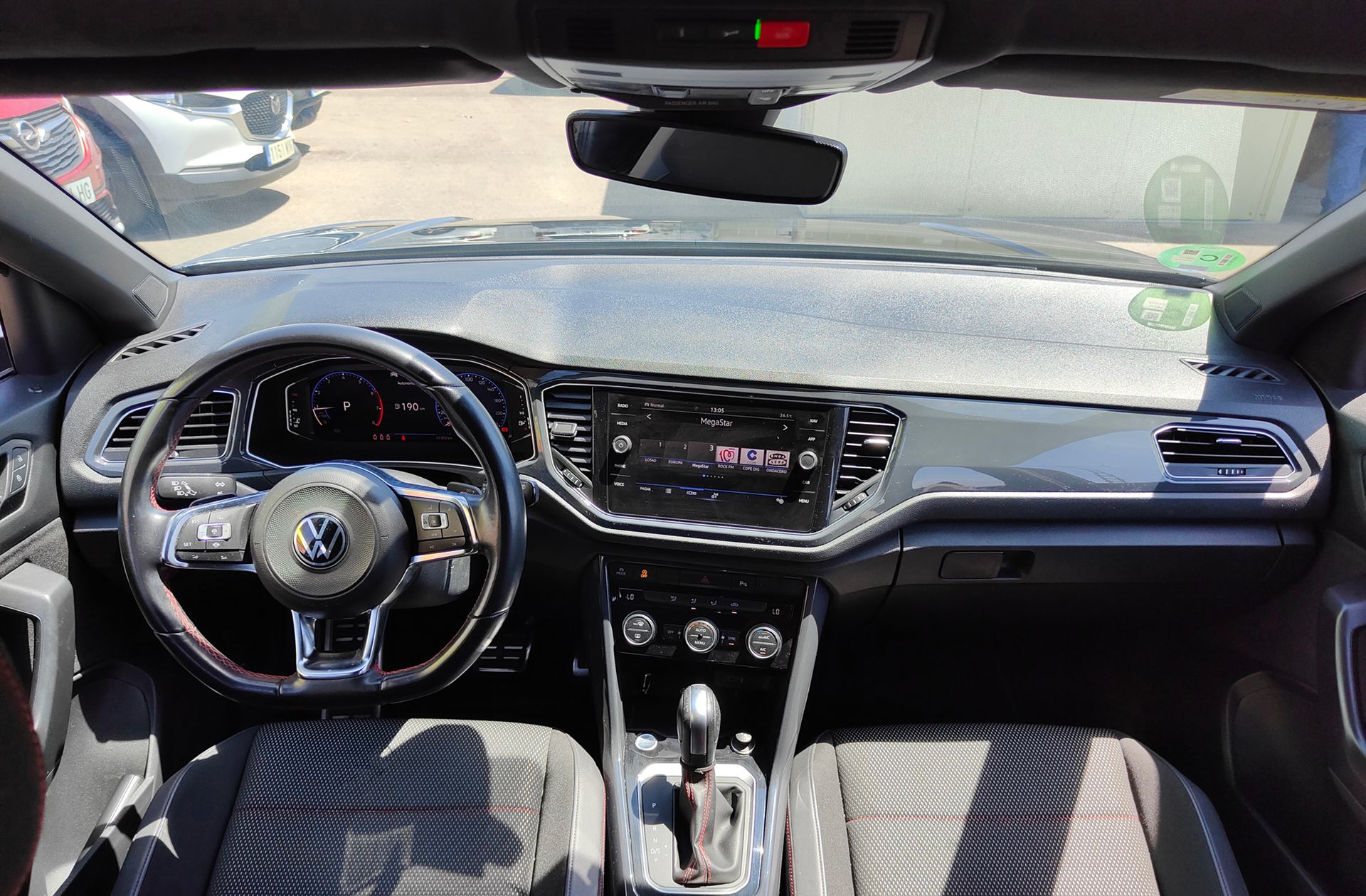 Volkswagen T-Roc Sport 1.5 TSI DSG - foto 6