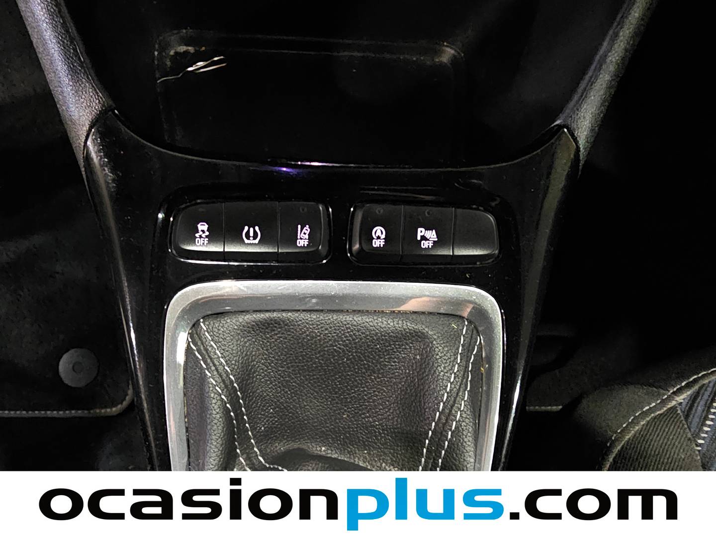 Equipamiento del Opel Crossland X Opel Crossland X 1.5 D S&S Design Line 120 Aniversario (102 CV)