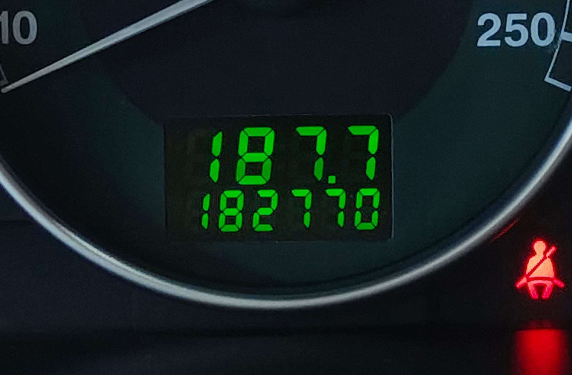 Jaguar X-Type 2.5 V6 - foto 7