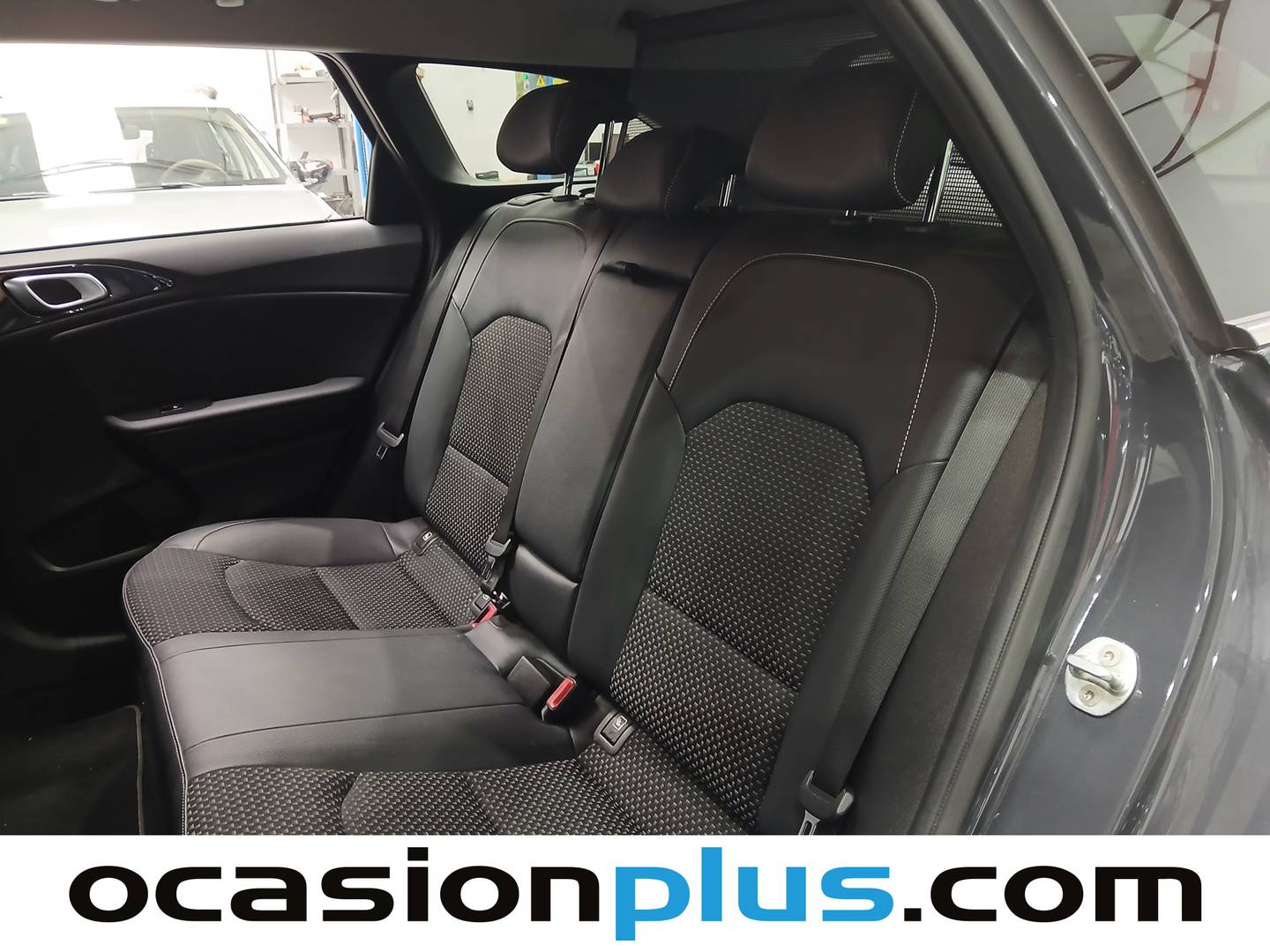 Foto asientos traseros KIA Ceed Tourer KIA Ceed Tourer Tourer 1.6 MHEV Tech DCT (136 CV)