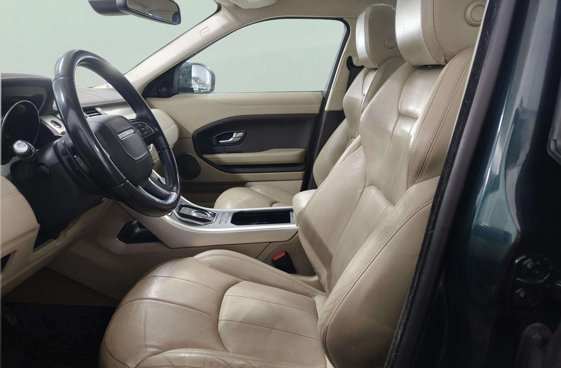 Land Rover Range Rover Evoque 2.0L TD4 SE 4x4 - foto 14