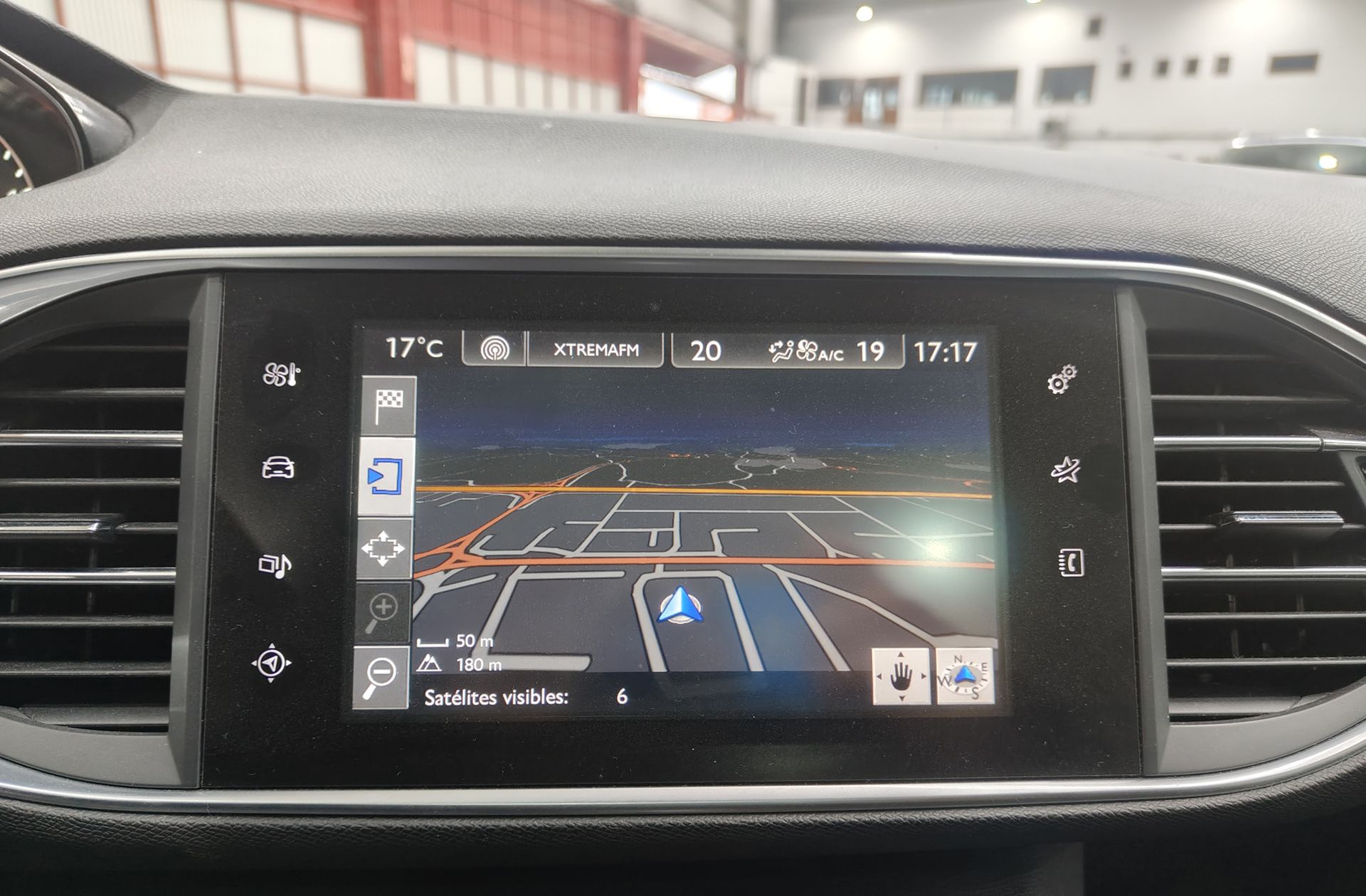 Peugeot 308 SW BlueHDi 120 Allure - foto 8
