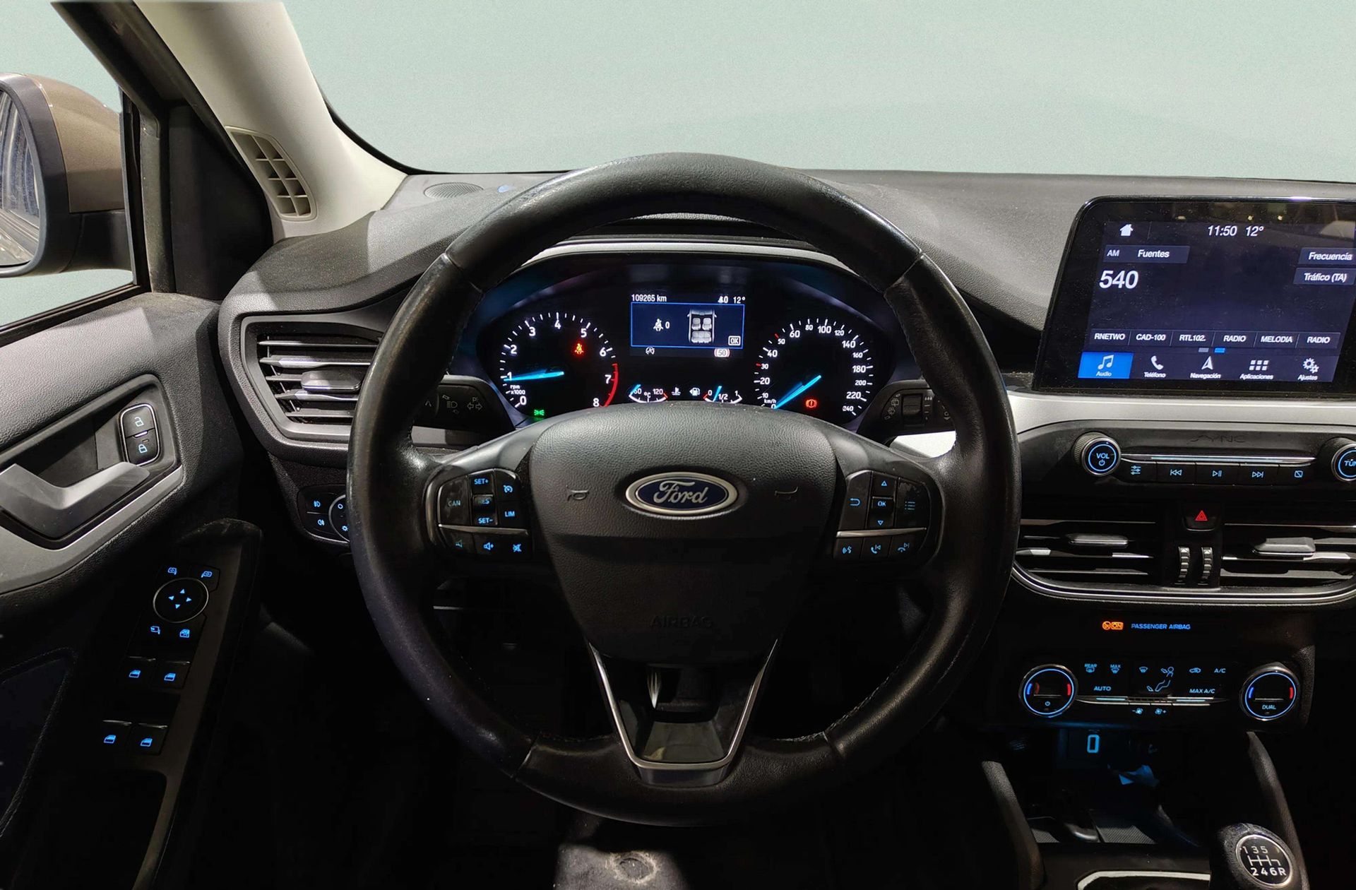 Ford Focus 1.0 EcoBoost Trend+ - foto 21