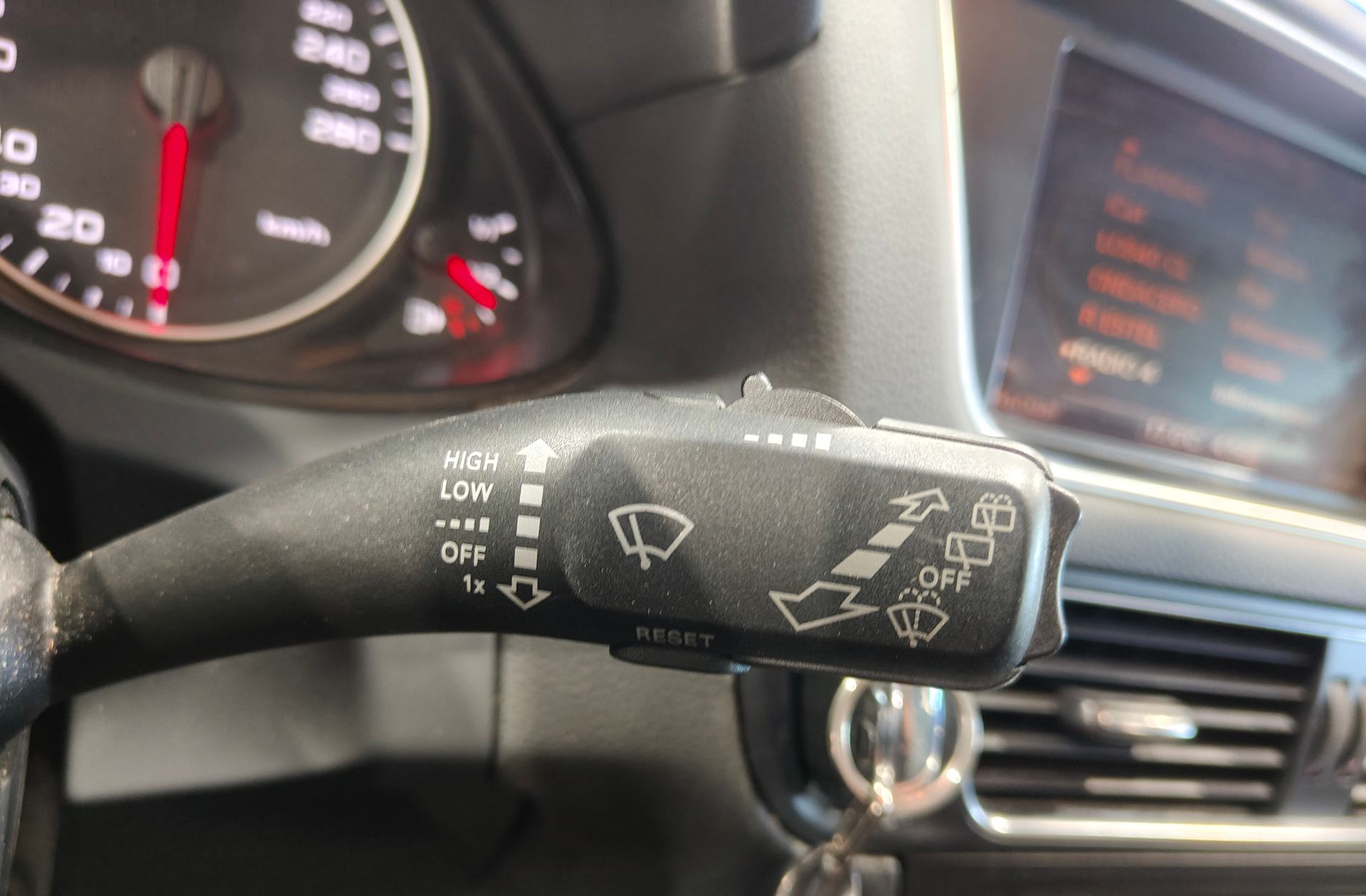 Audi Q5 2.0 TDI DPF quattro S tronic - foto 27