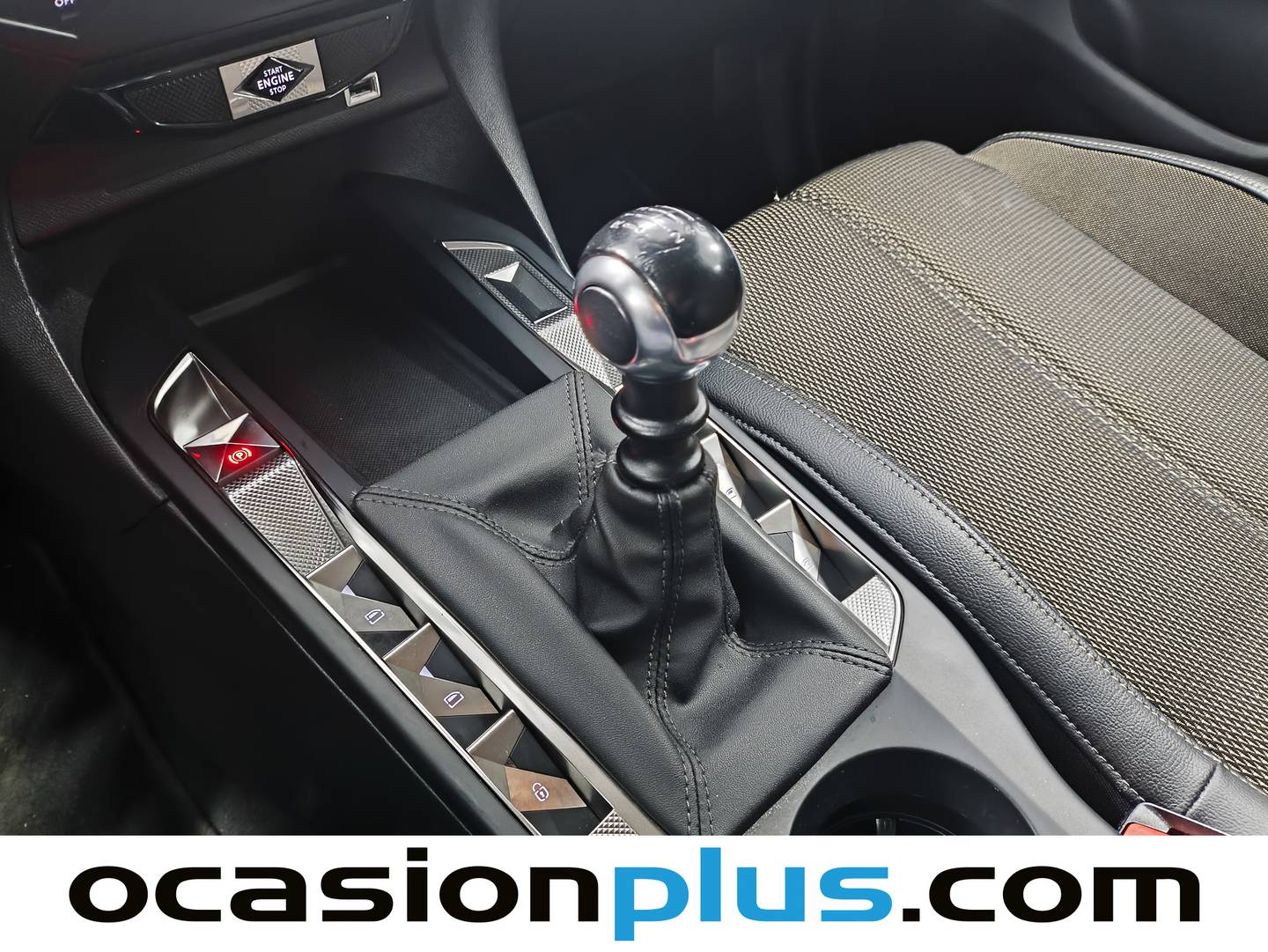 DS DS 3 Crossback DS DS3 Crossback BlueHDi 100 So Chic (100 CV) de segunda mano