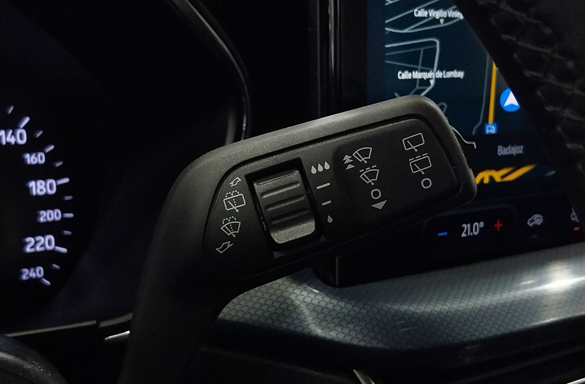 Ford Focus 1.0 EcoBoost MHEV Active - foto 30