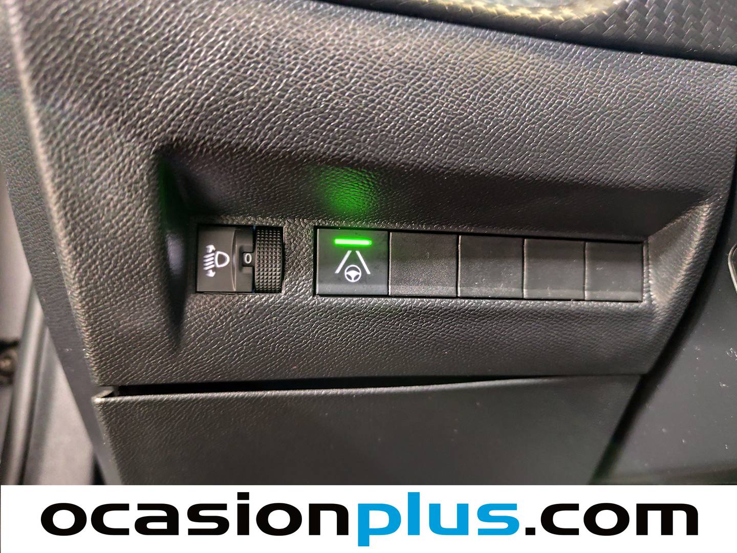 Peugeot 2008 Peugeot 2008 Allure Hybrid eDCS6 (145 CV) de segunda mano